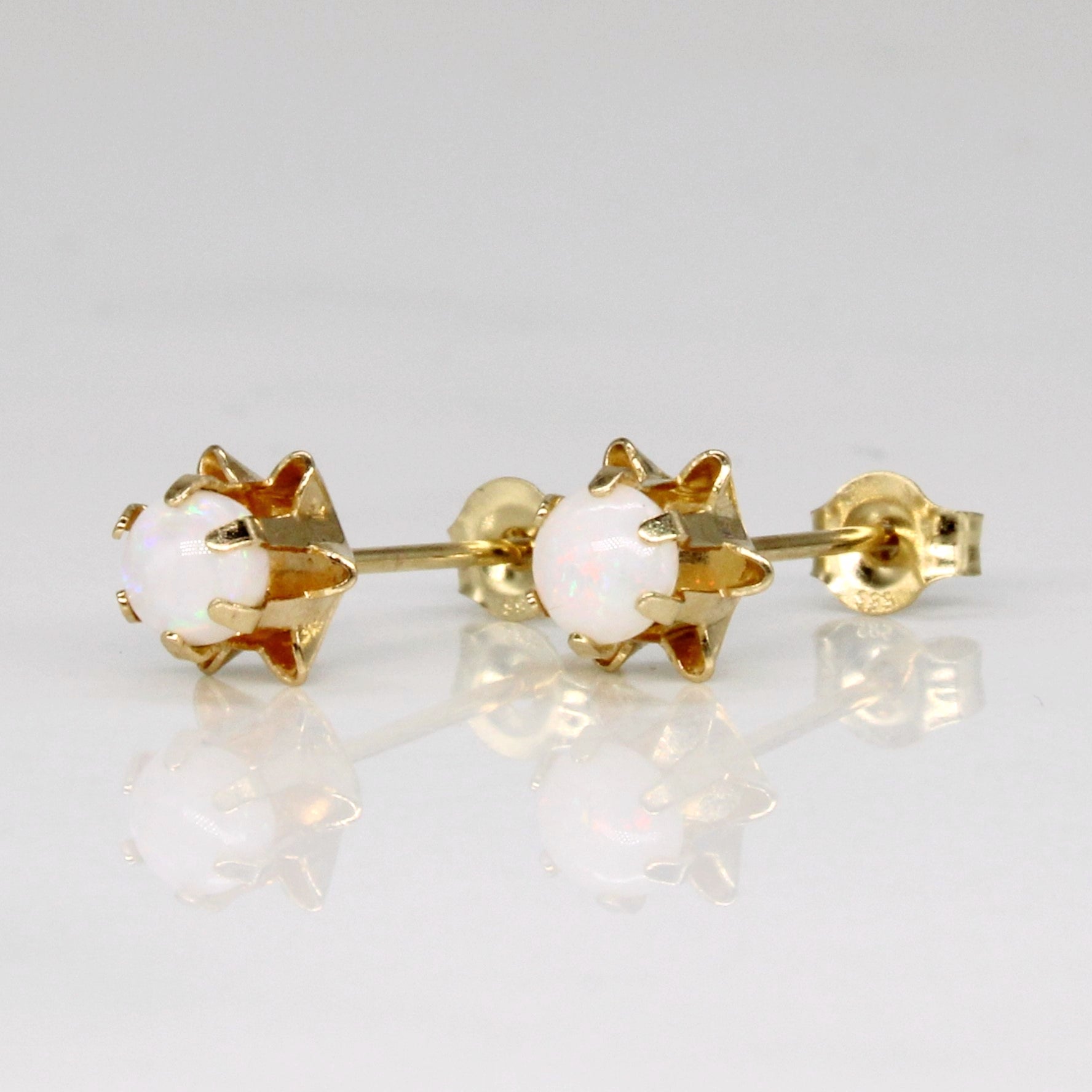 Opal Earrings | 0.28ctw |