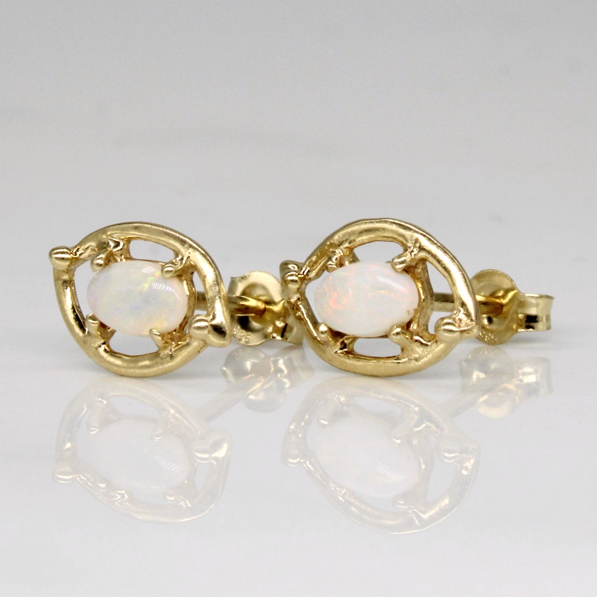 Opal Earrings | 0.20ctw |