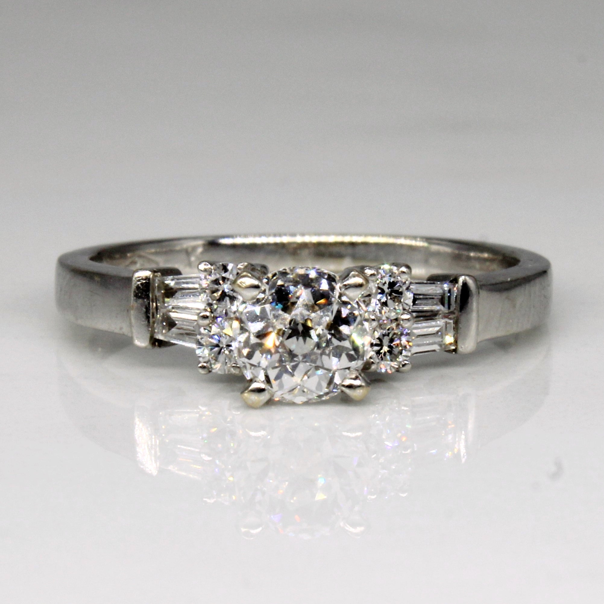 Diamond Engagement Ring | 0.95ctw | SZ 6.75 |