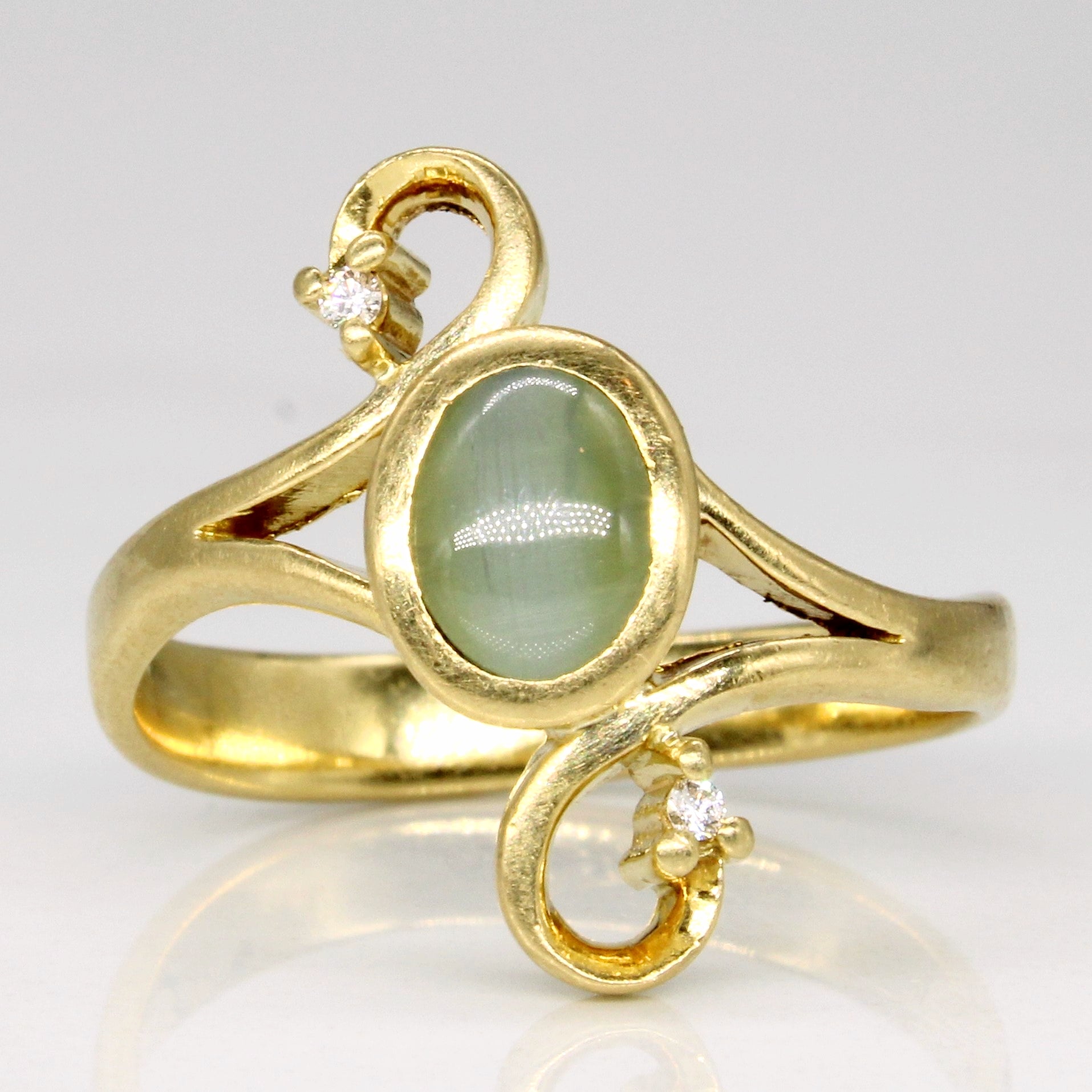 Cat's Eye Chrysoberyl & Diamond Ring | 1.25ct, 0.02ctw | SZ 7.5 |