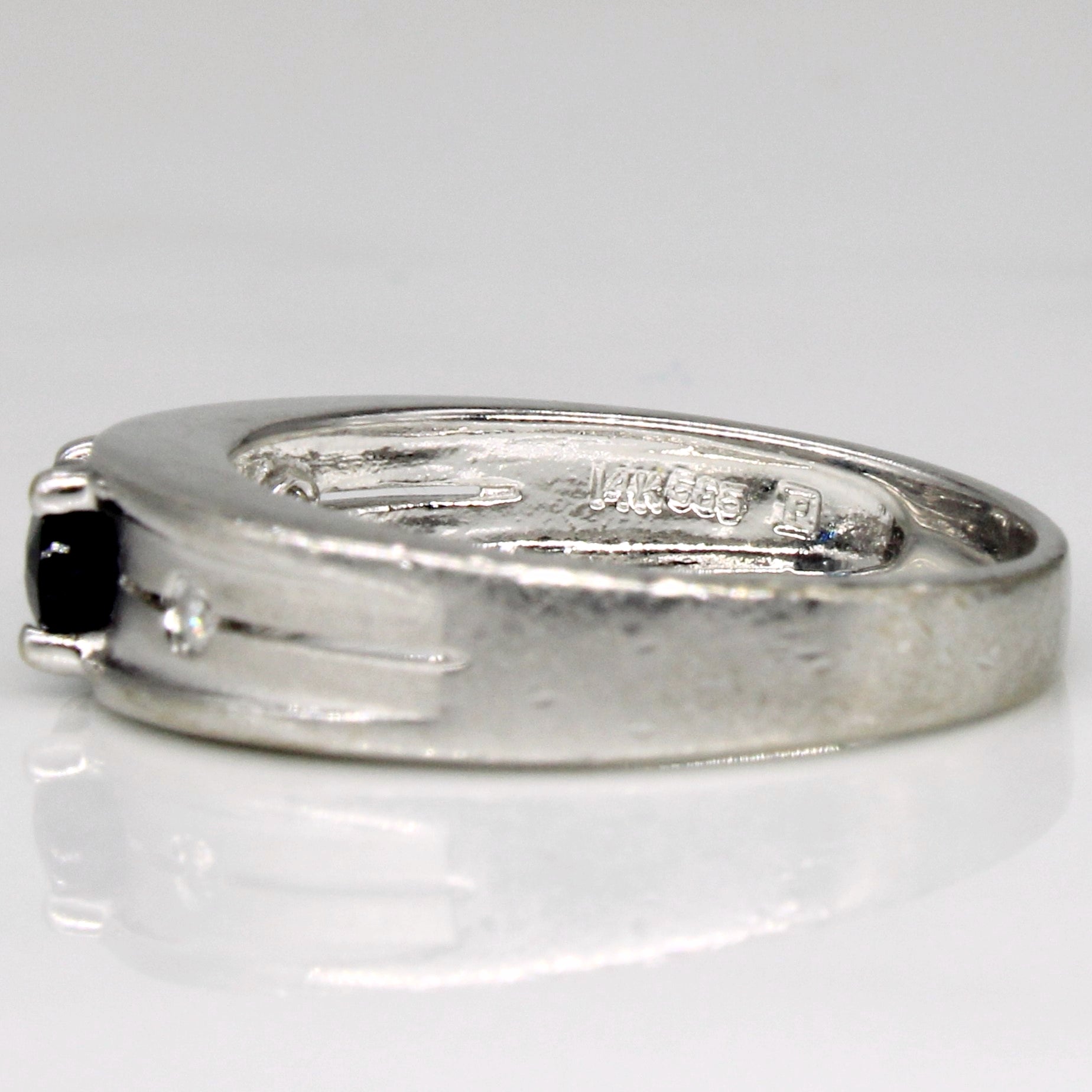Sapphire & Diamond Ring | 0.60ct, 0.02ctw | SZ 6.5 |