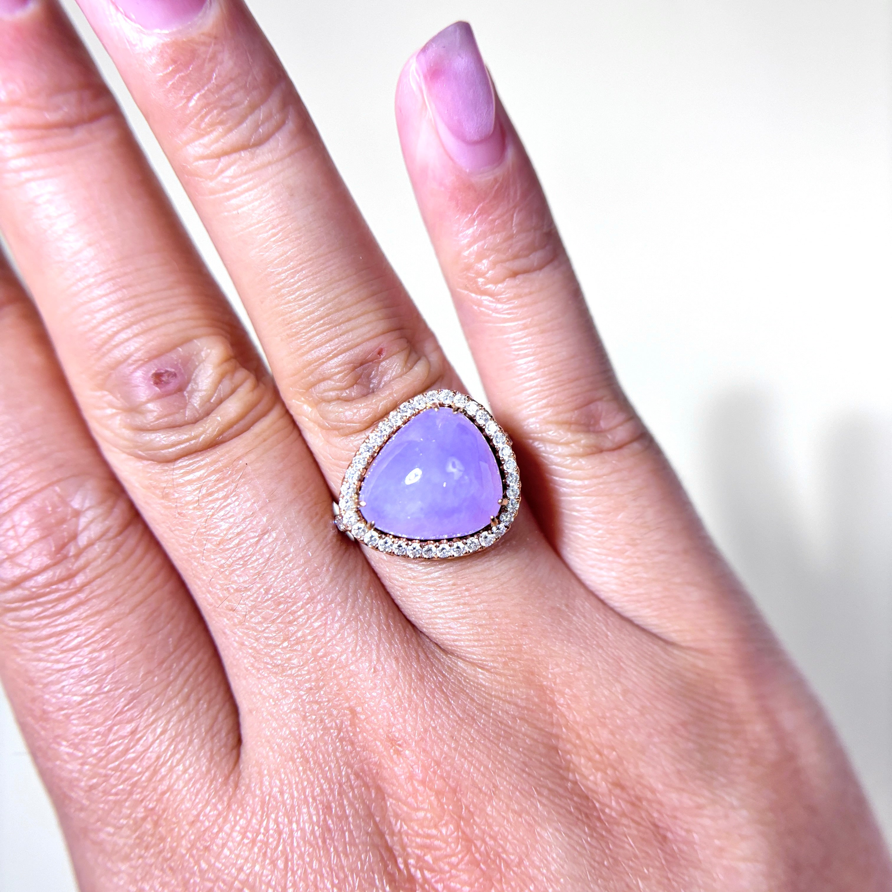 18k Rose Gold Lavender Jade and Diamond Ring | 13.90x12.20x8.00mm, 0.50ctw | SZ 6
