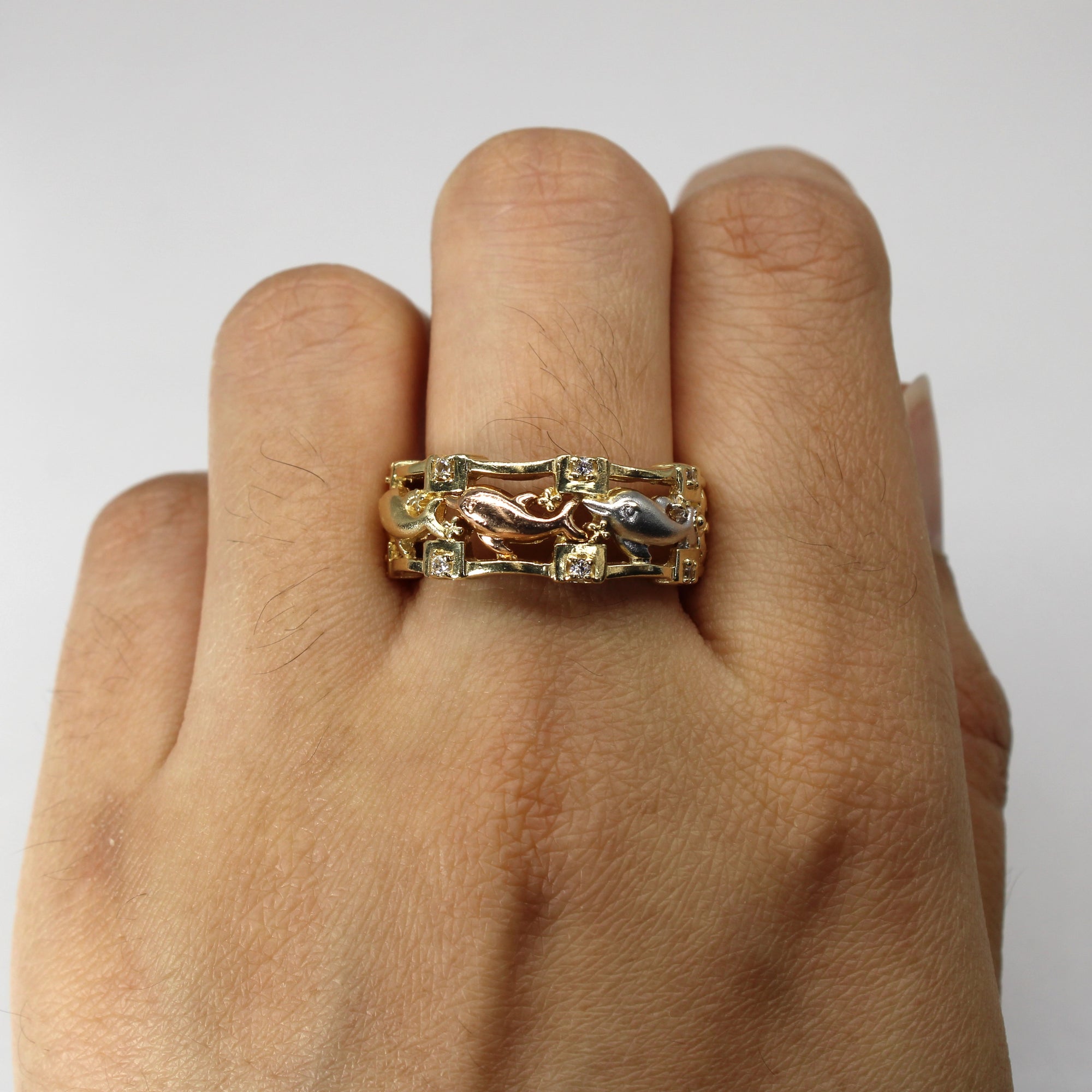 Textured Dolphin Design Diamond Ring | 0.12ctw | SZ 8.25 |