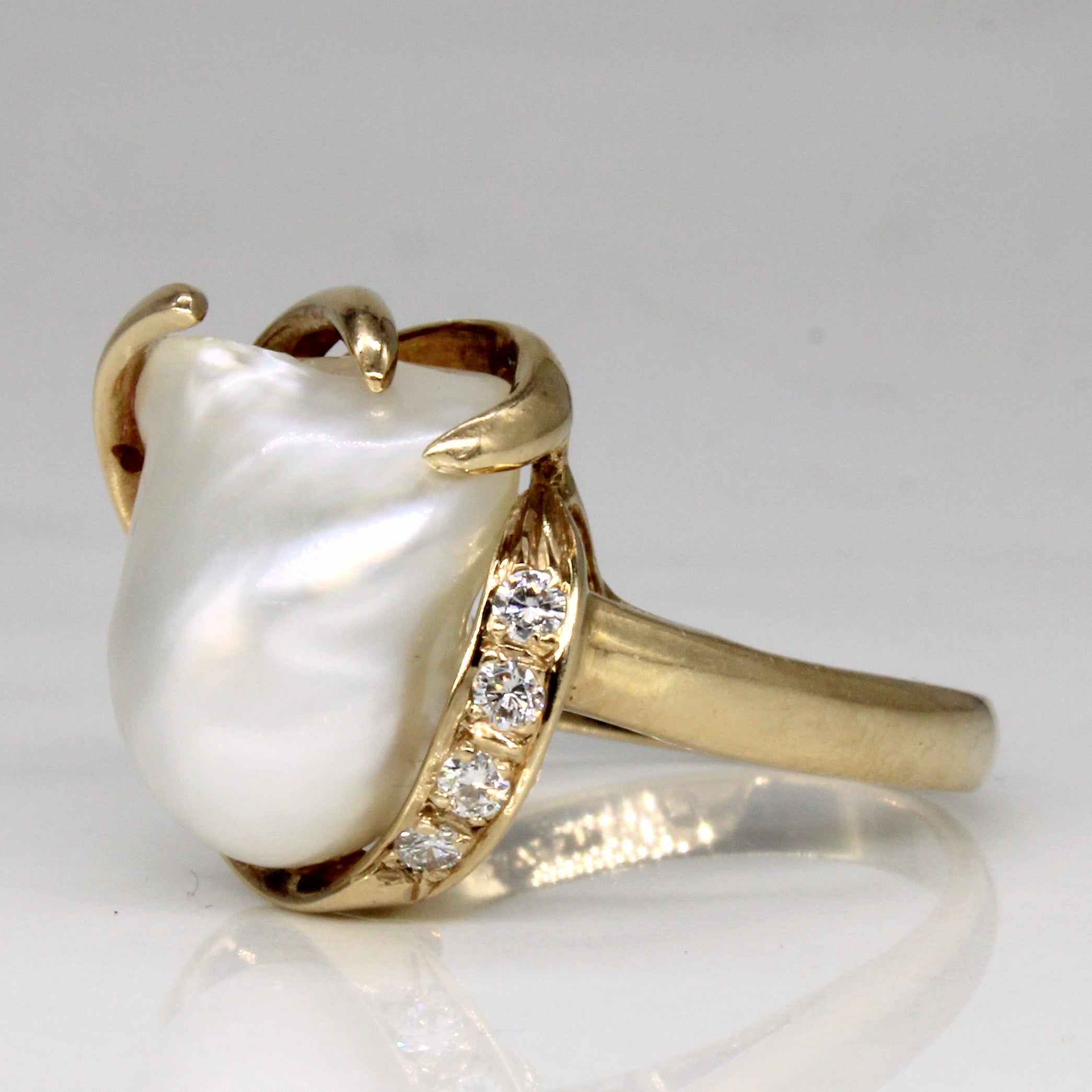 Baroque Pearl & Diamond Ring | 0.08ctw | SZ 6.75 |
