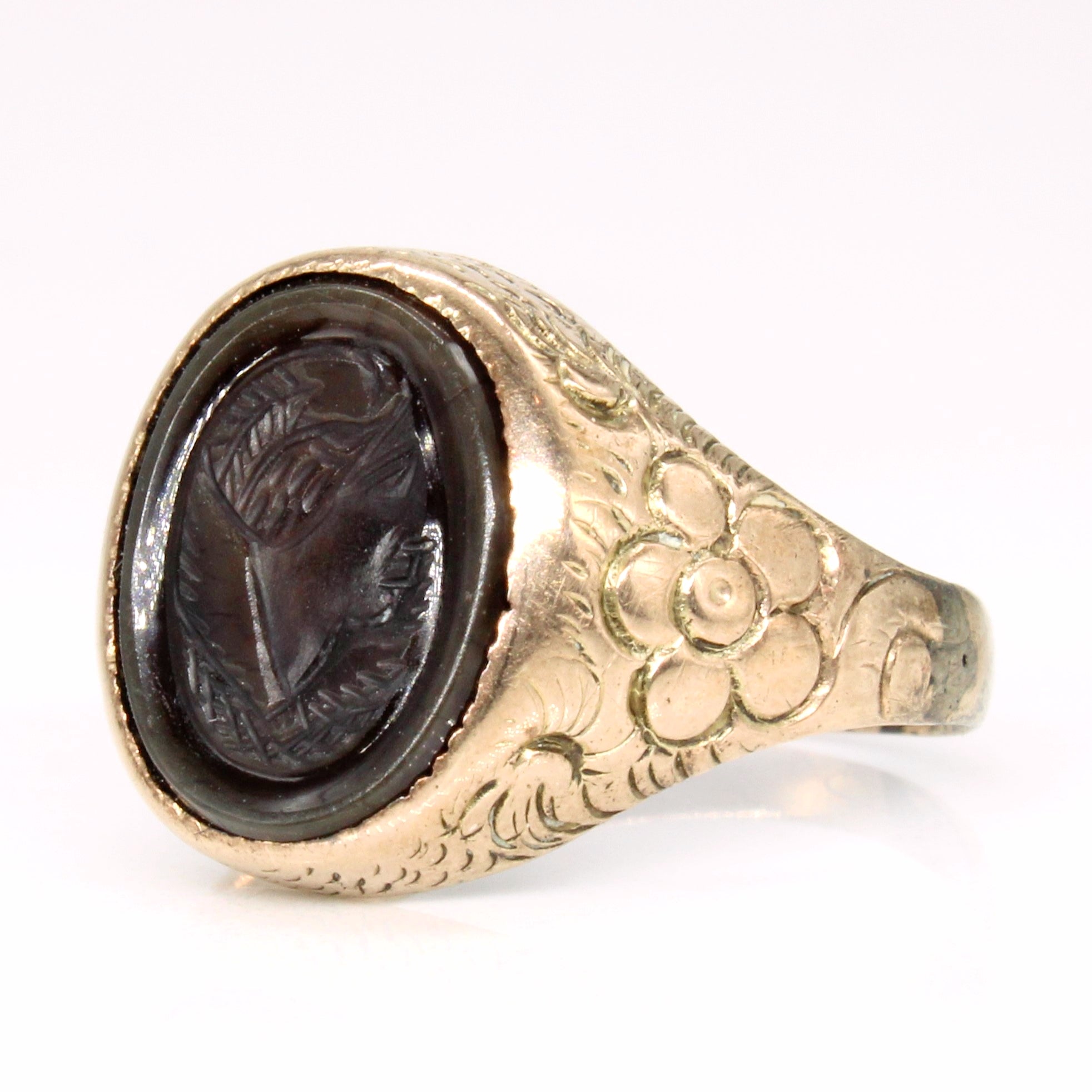 Carved Onyx Intaglio 9k Ring | 2.30ct | SZ 4.75 |