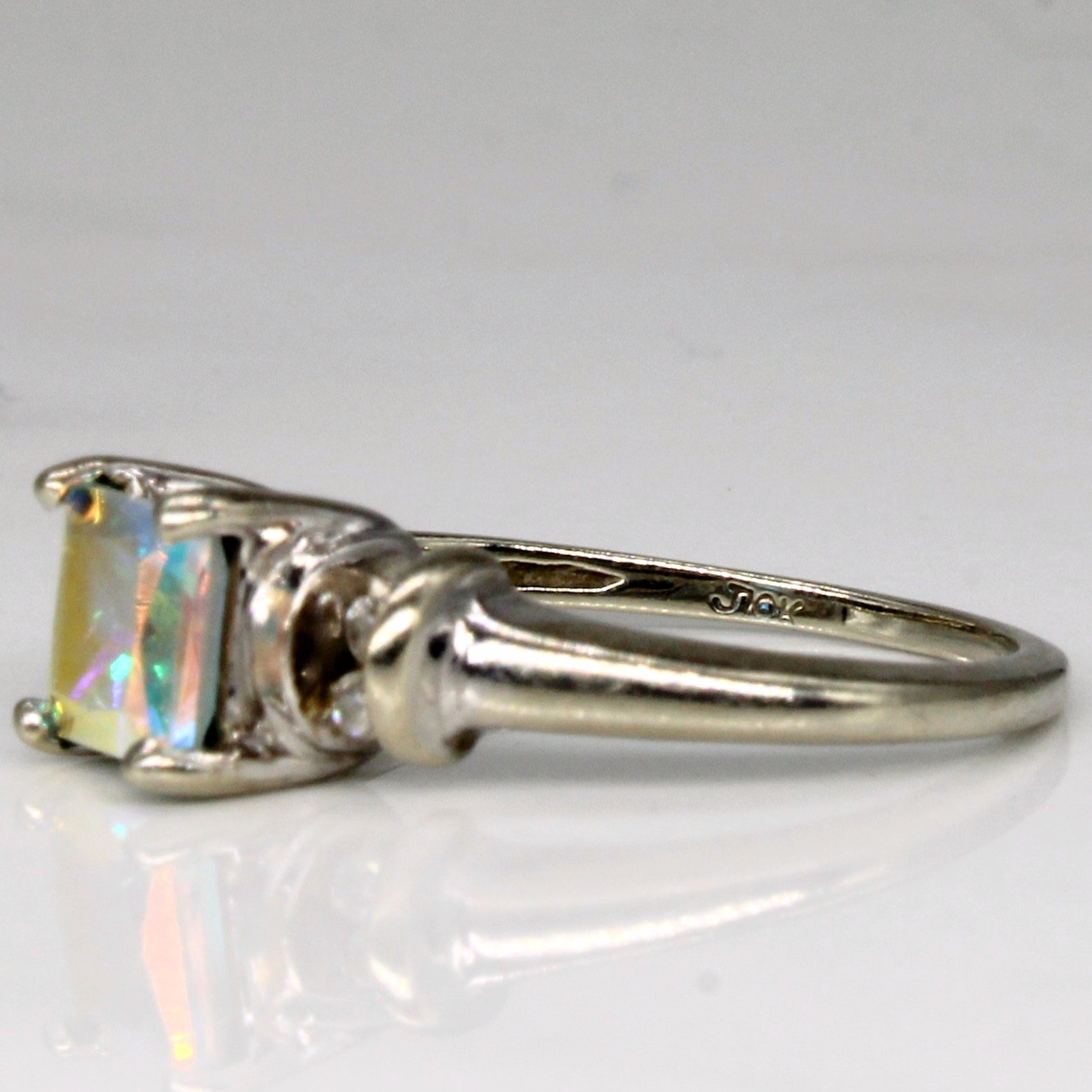 Mermaid Topaz & Diamond Ring | 0.65ct, 0.04ctw | SZ 4 |