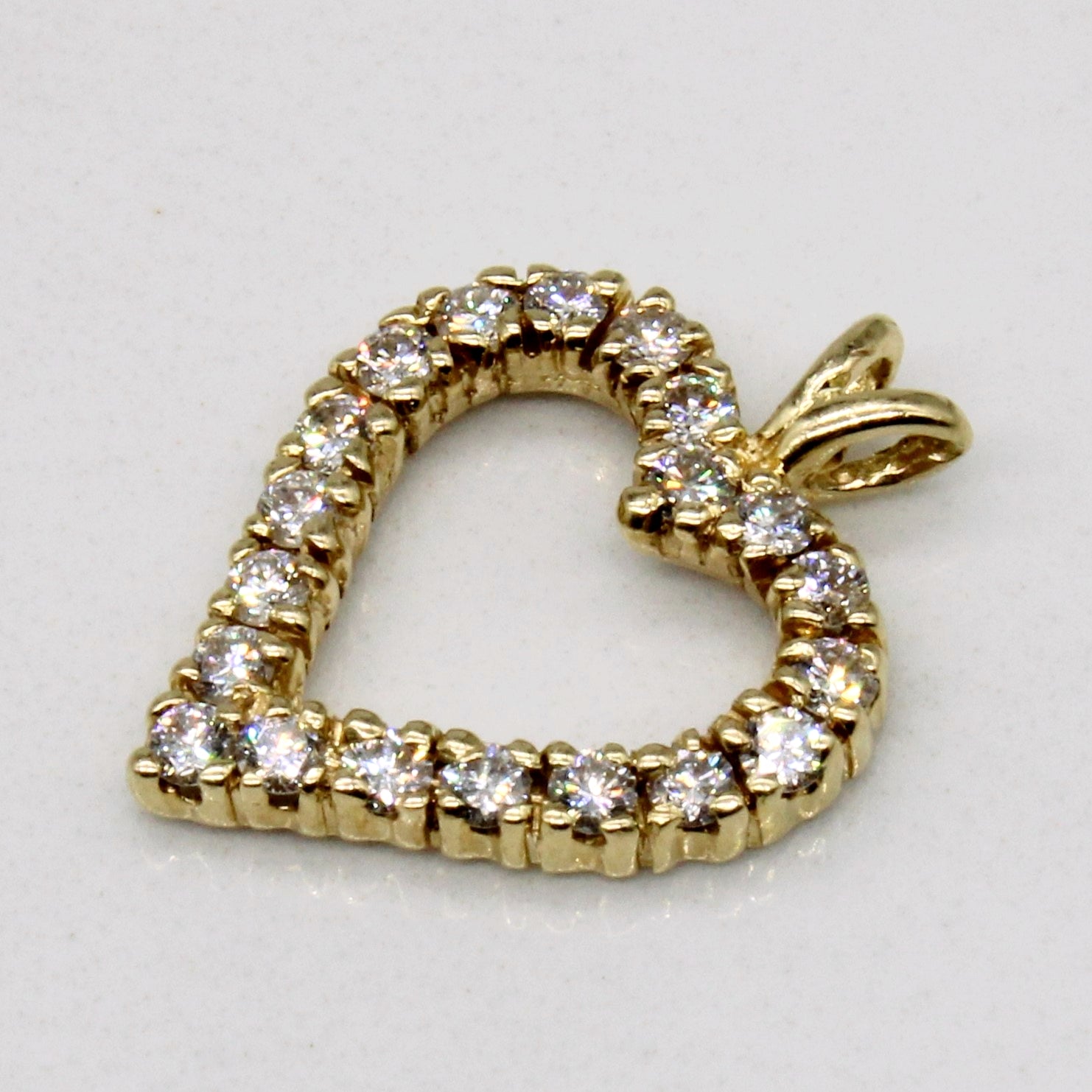 Diamond Heart Pendant | 0.20ctw |