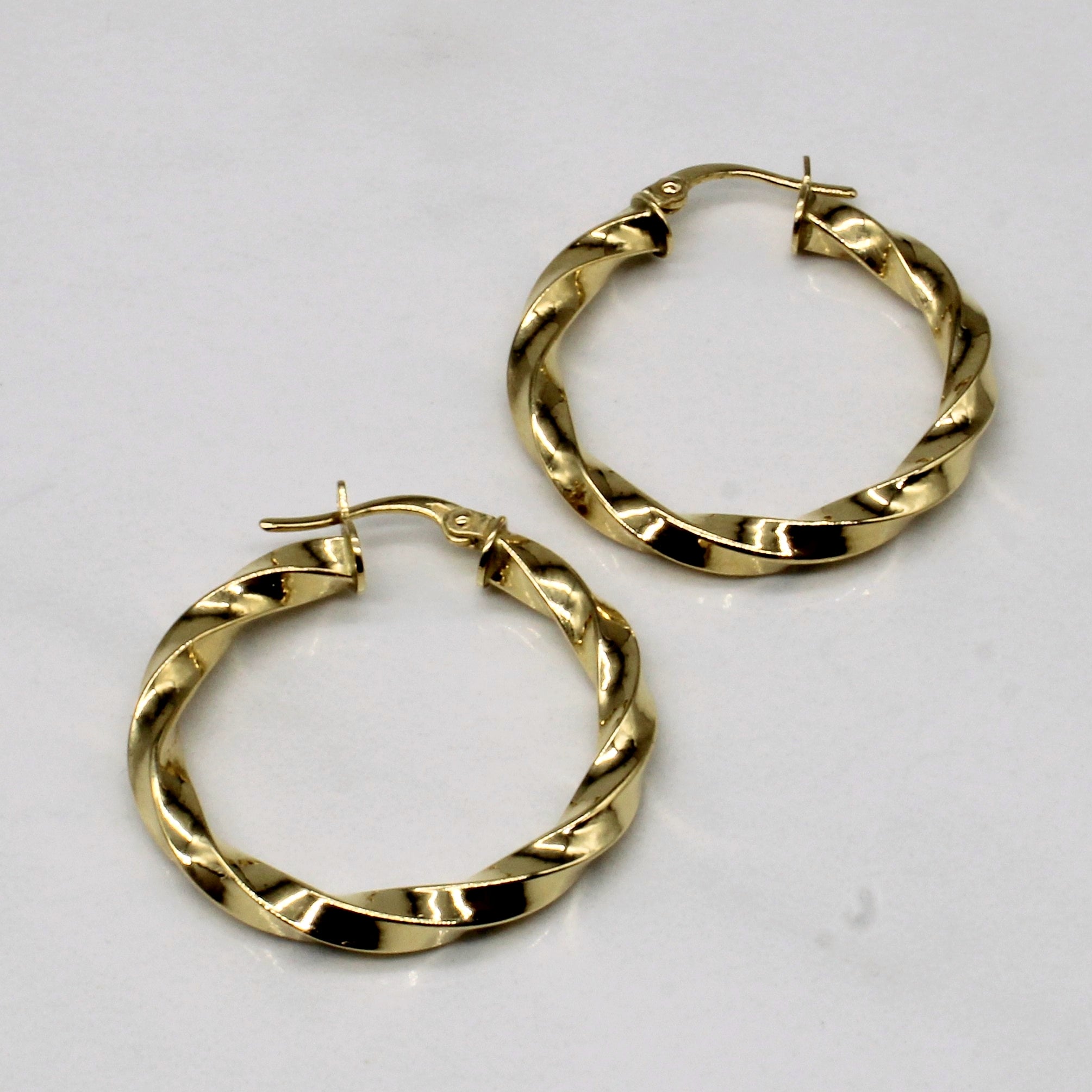 18k Yellow Gold Twisted Hoop Earrings