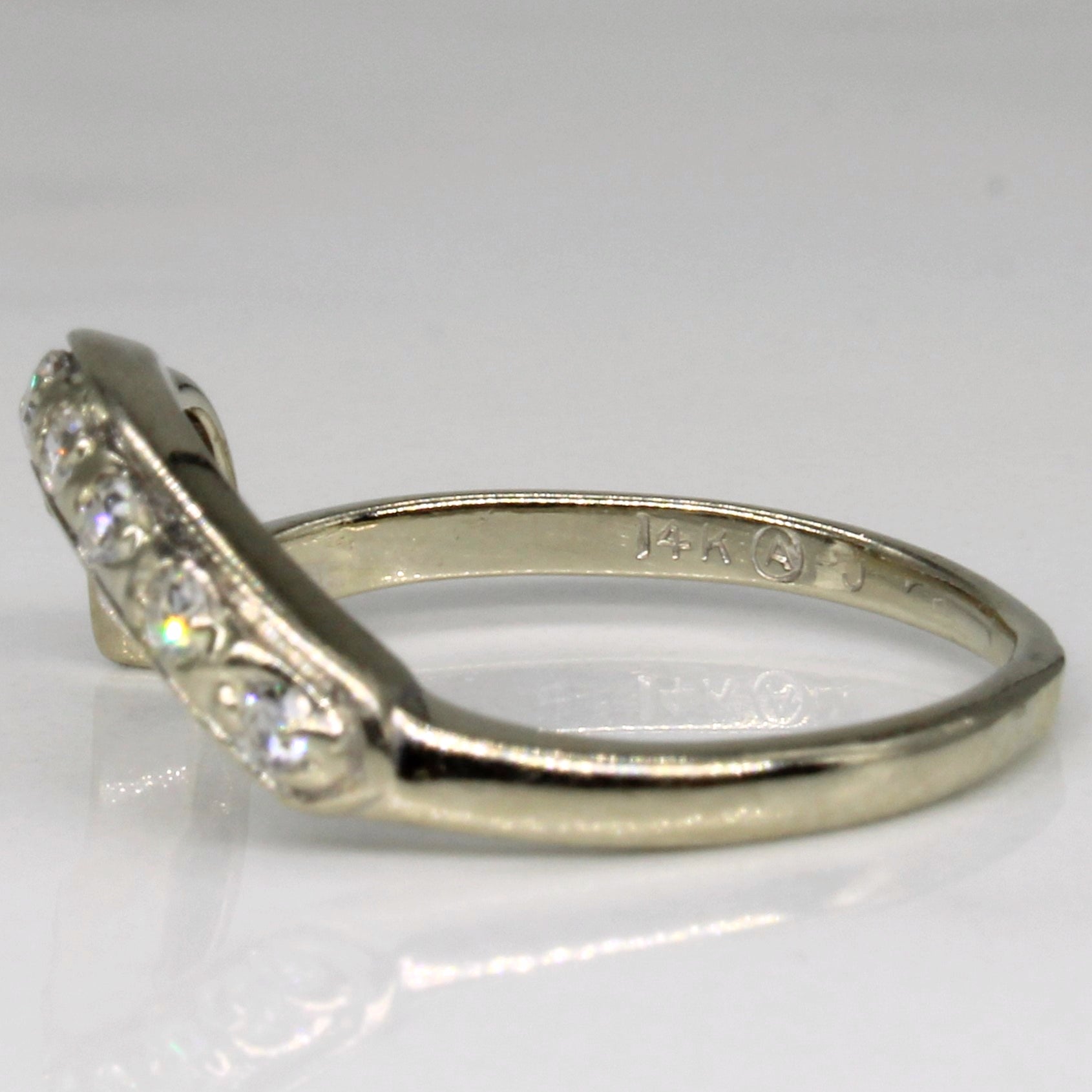 Abstract Contour Diamond Ring | 0.11ctw | SZ 6 |