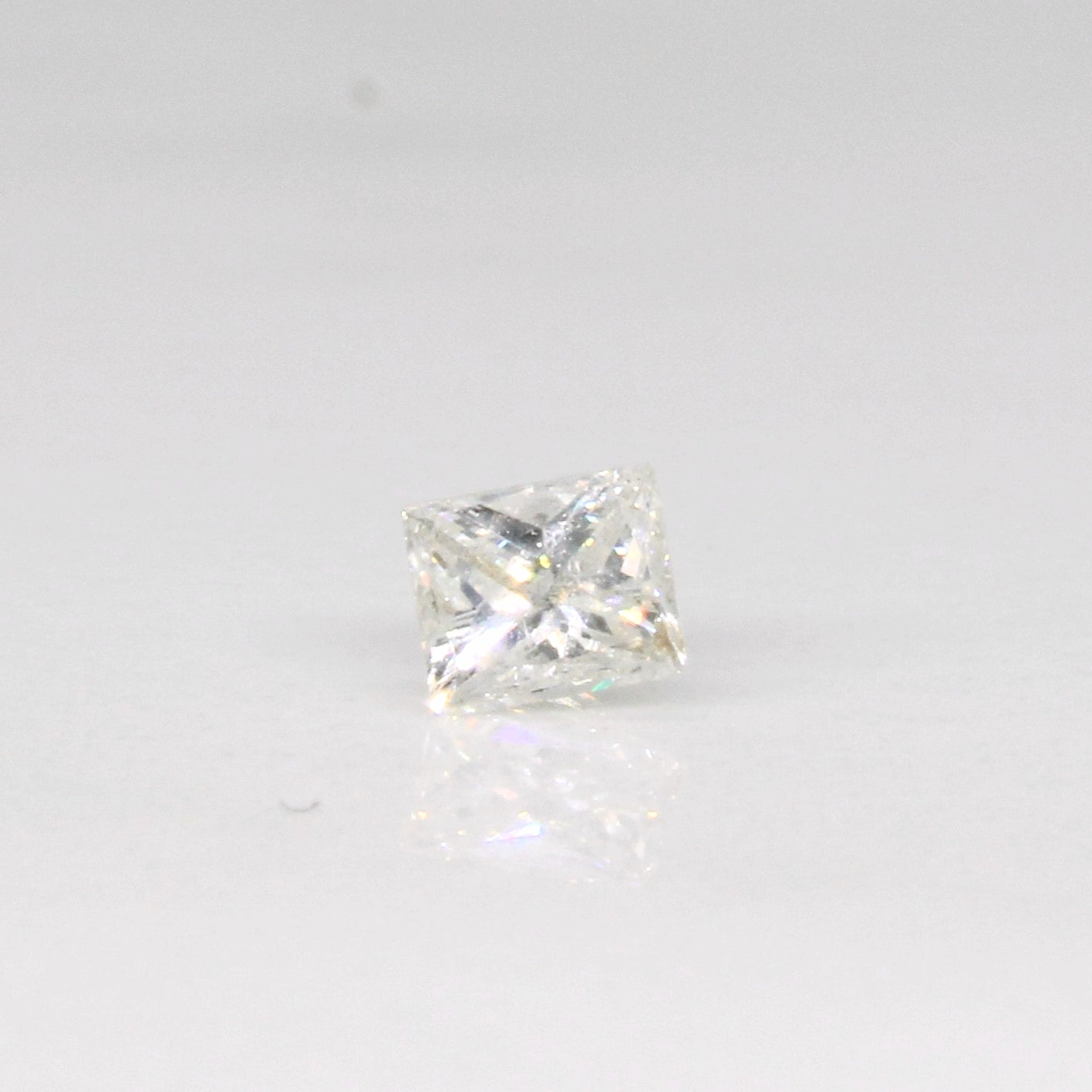 Princess Cut Loose Diamond | 0.28ct |