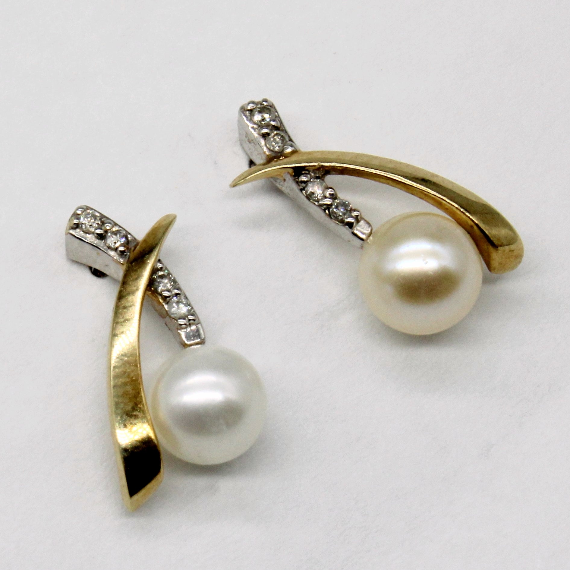 Pearl & Diamond Earrings | 0.04ctw |