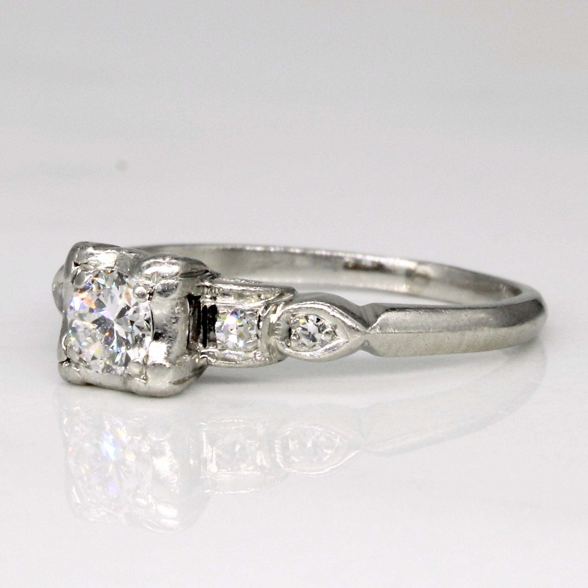 Diamond Engagement Ring | 0.27ctw | SZ 5.5 |