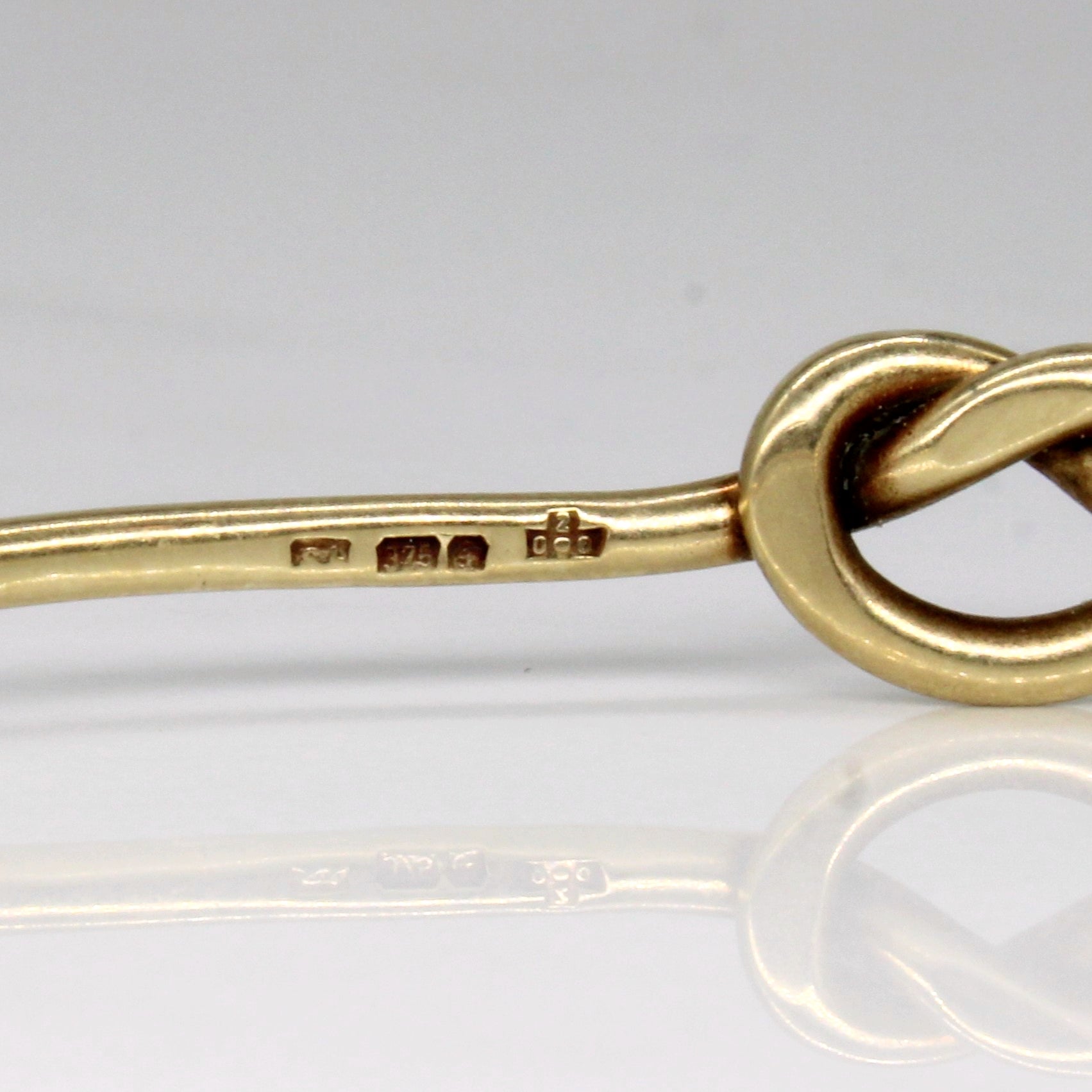 9k Yellow Gold Knot Bracelet | 7