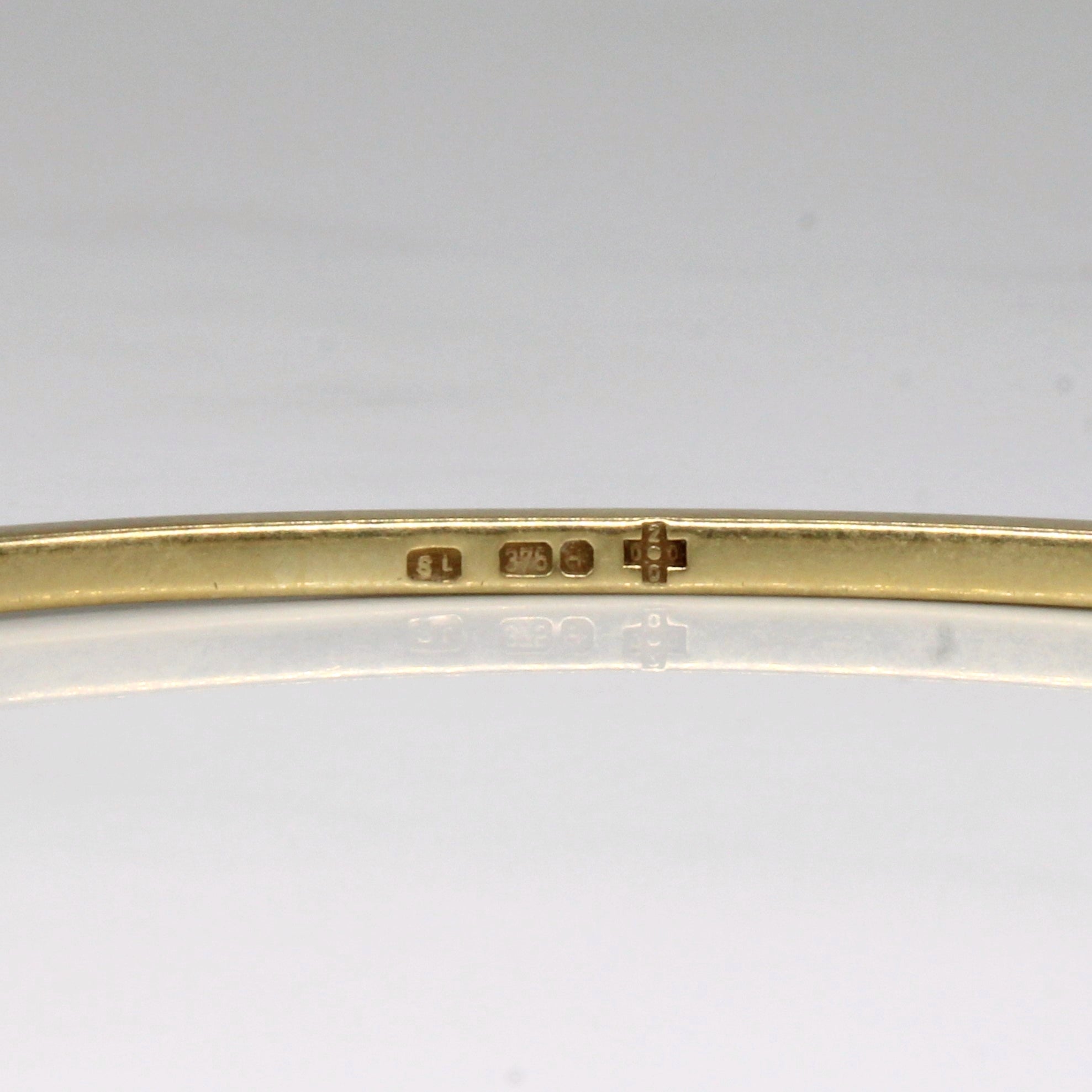9k Yellow Gold Bangle Bracelet | 7.5" |