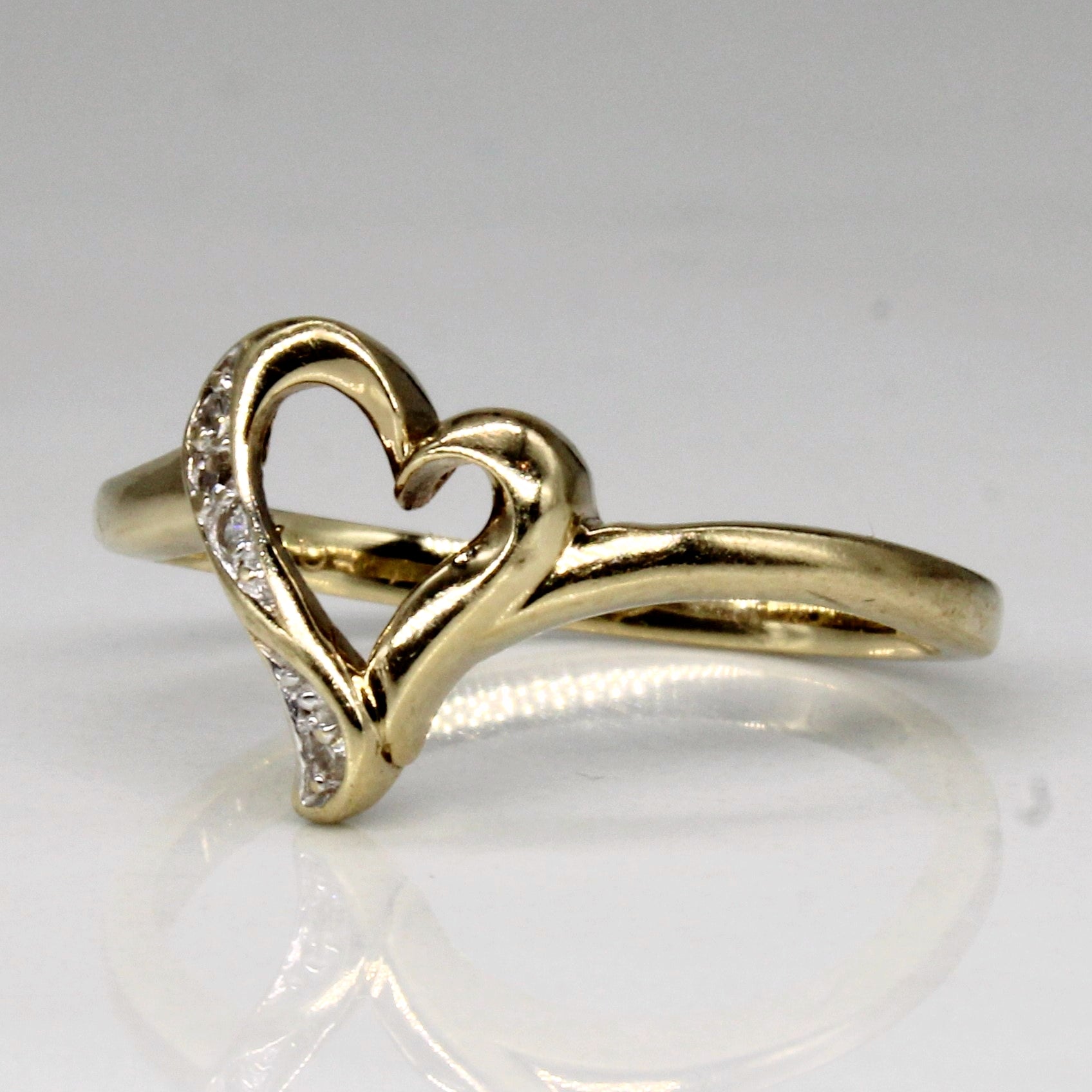 Diamond Heart Ring | 0.01ctw | SZ 4.25 |
