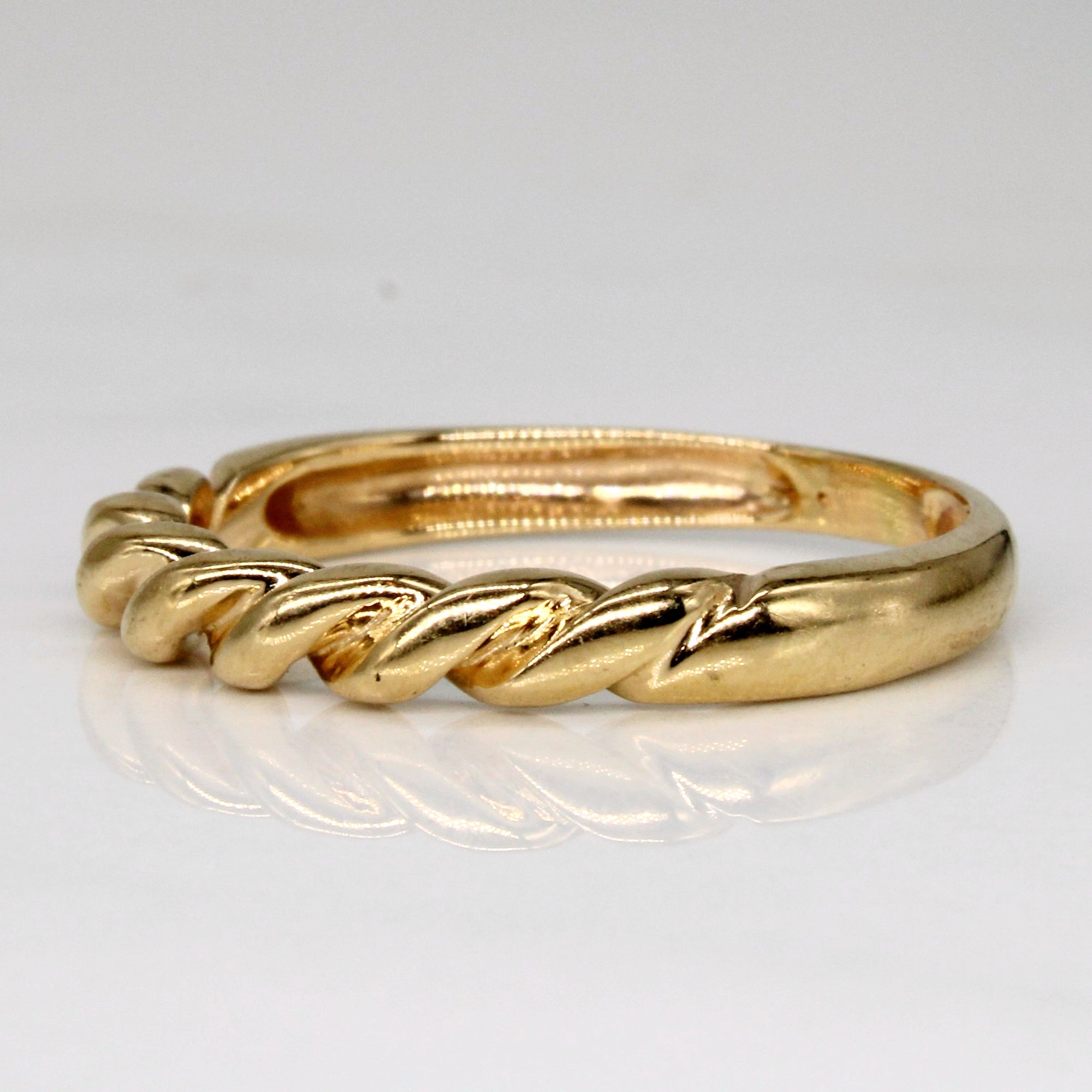 18k Yellow Gold Twist Ring | SZ 8.75 |