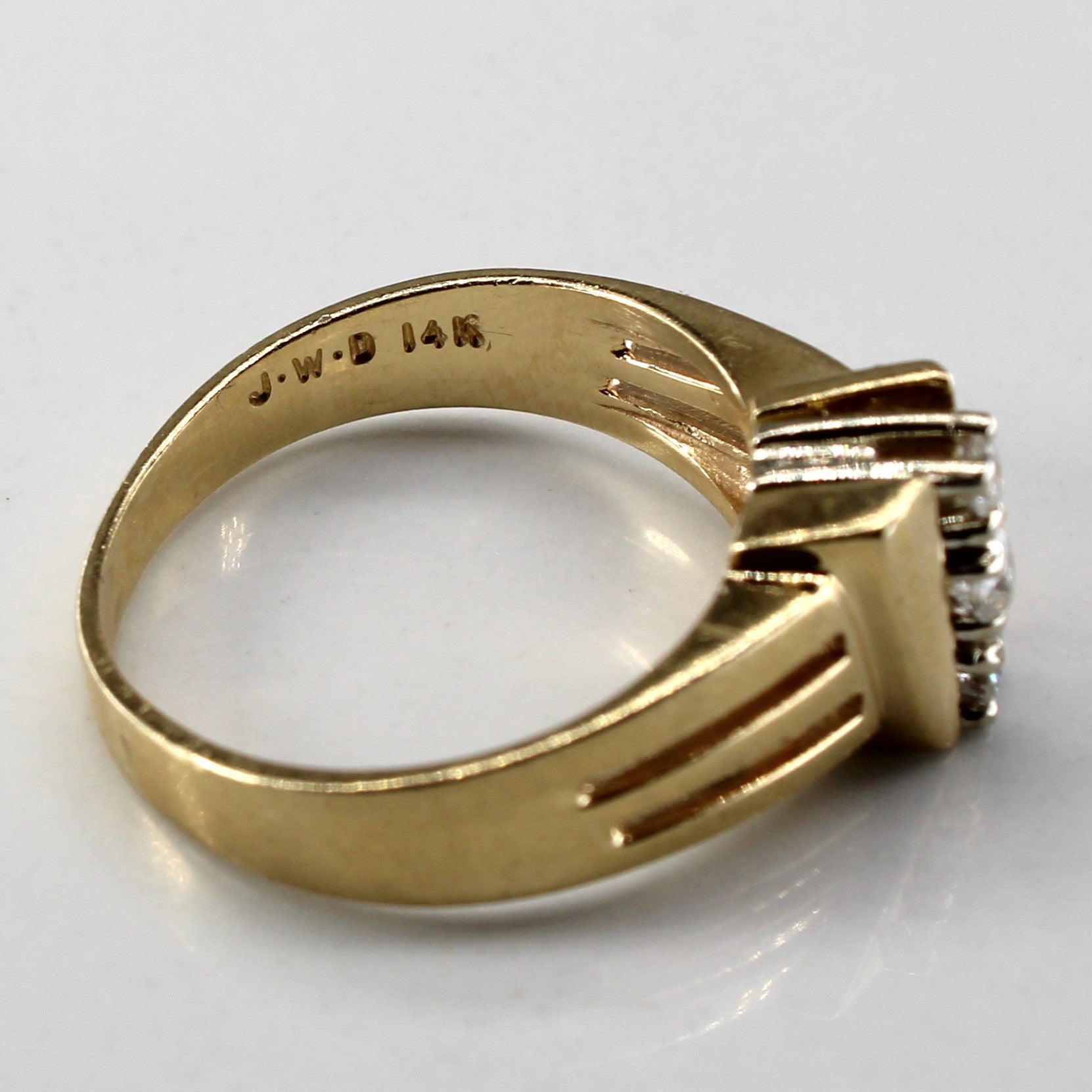 Three Stone Diamond Ring | 0.15ctw | SZ 6.25 |