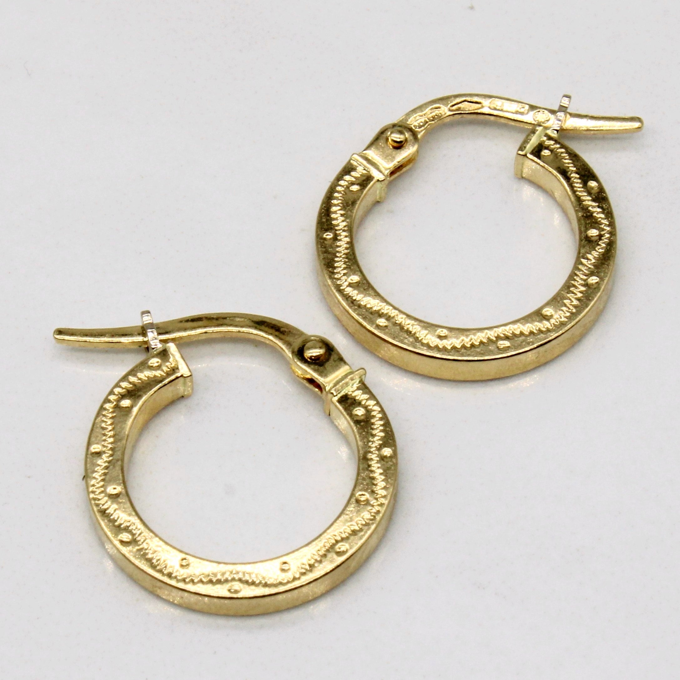 18k Yellow Gold Hoop Earrings