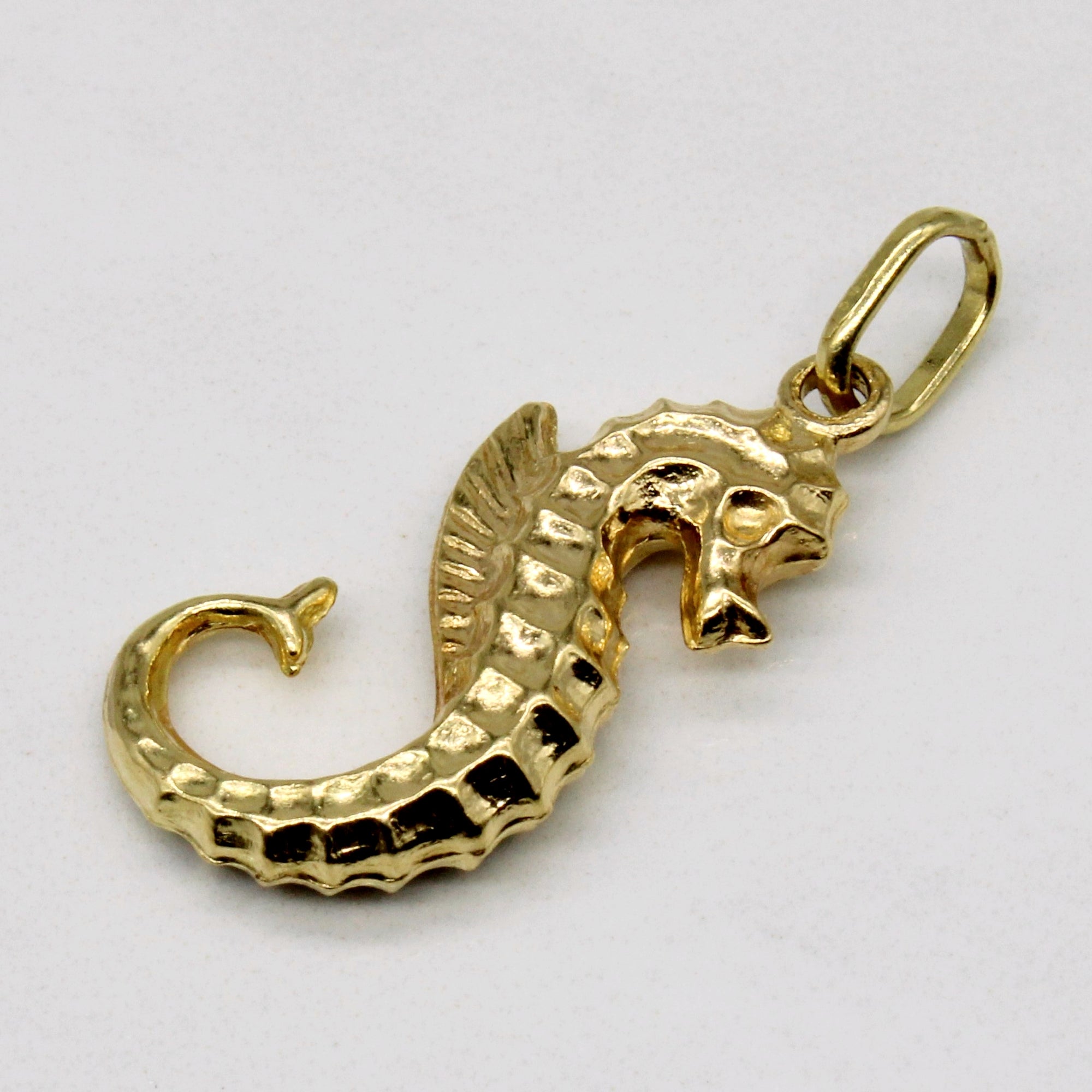 18k Yellow Gold Sea Horse Charm