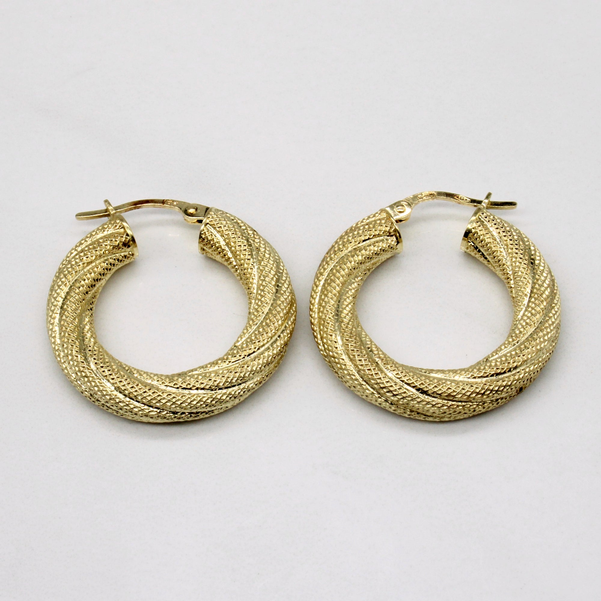 18k Yellow Gold Hoop Earrings