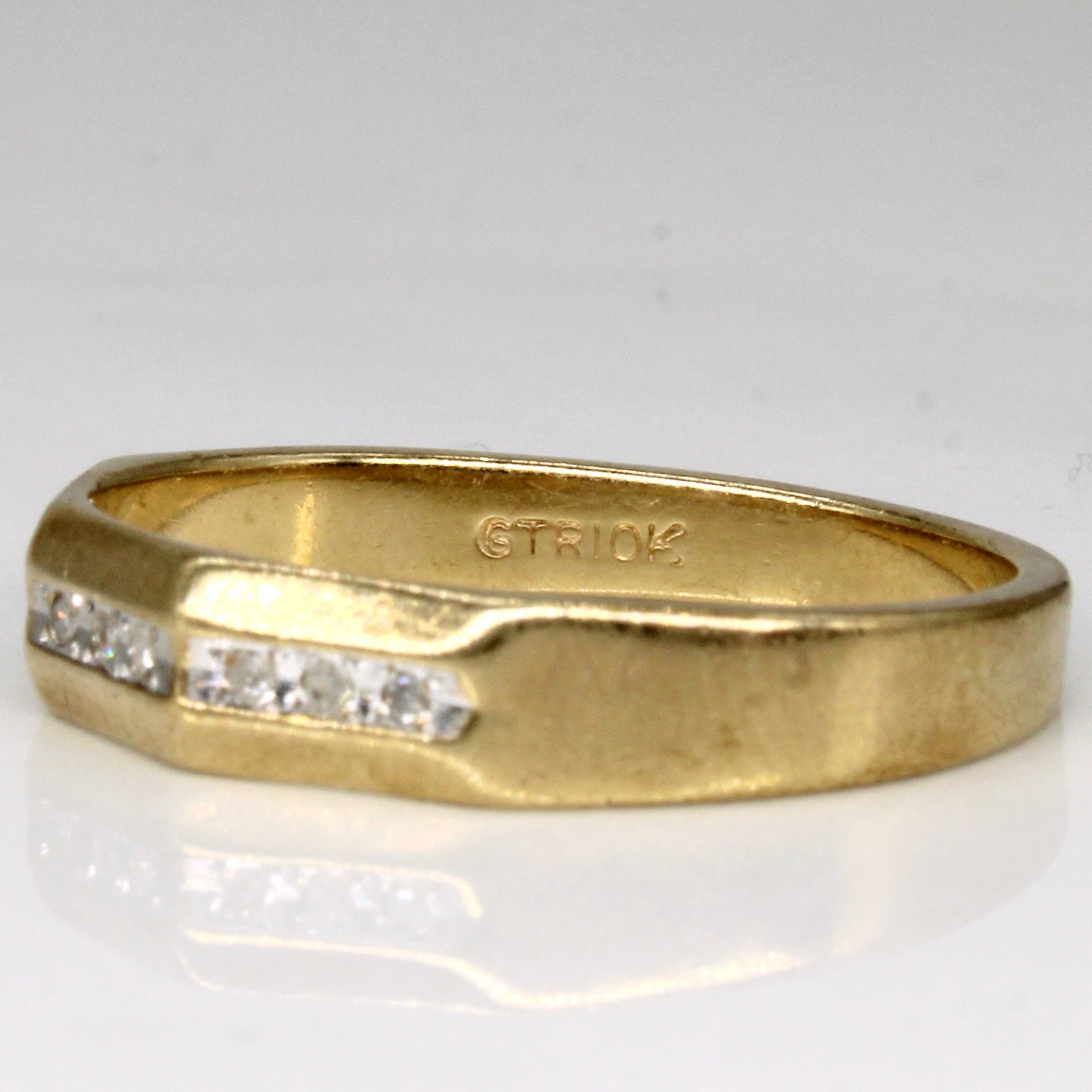 Flush Set Diamond Ring | 0.05ctw | SZ 9.25 |