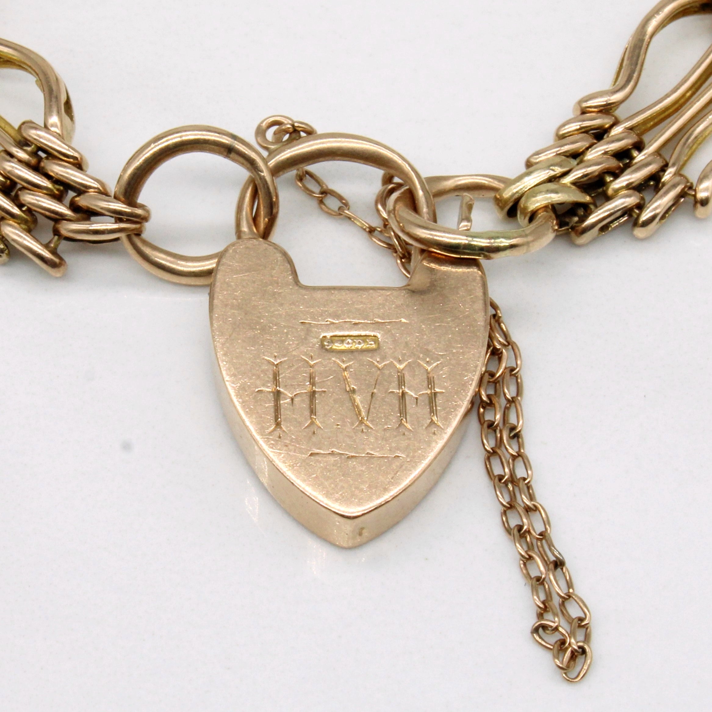 9k Yellow Gold Vintage Heart Lock Bracelet | 8" |