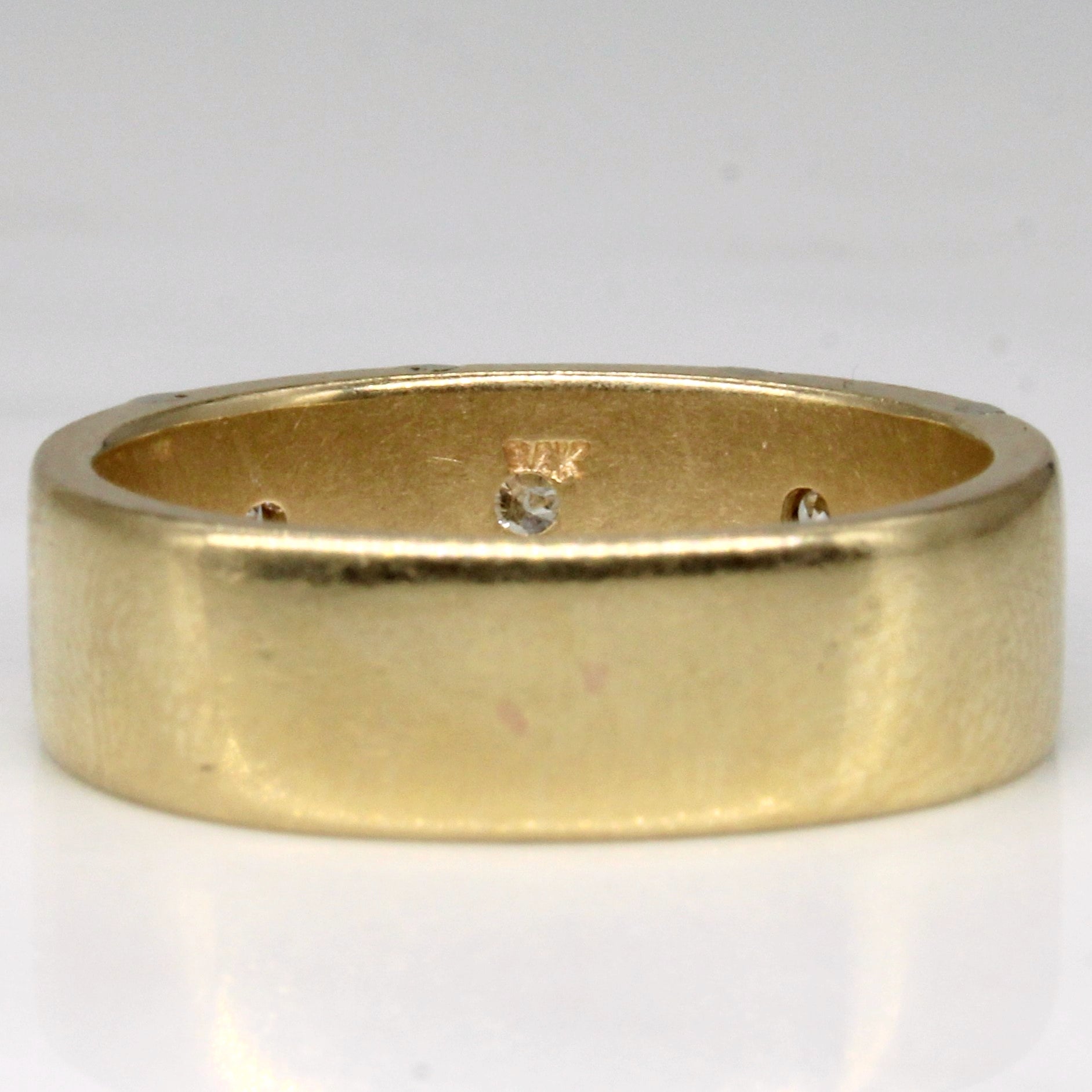 Flush Set Diamond Ring | 0.11ctw | SZ 7.5 |