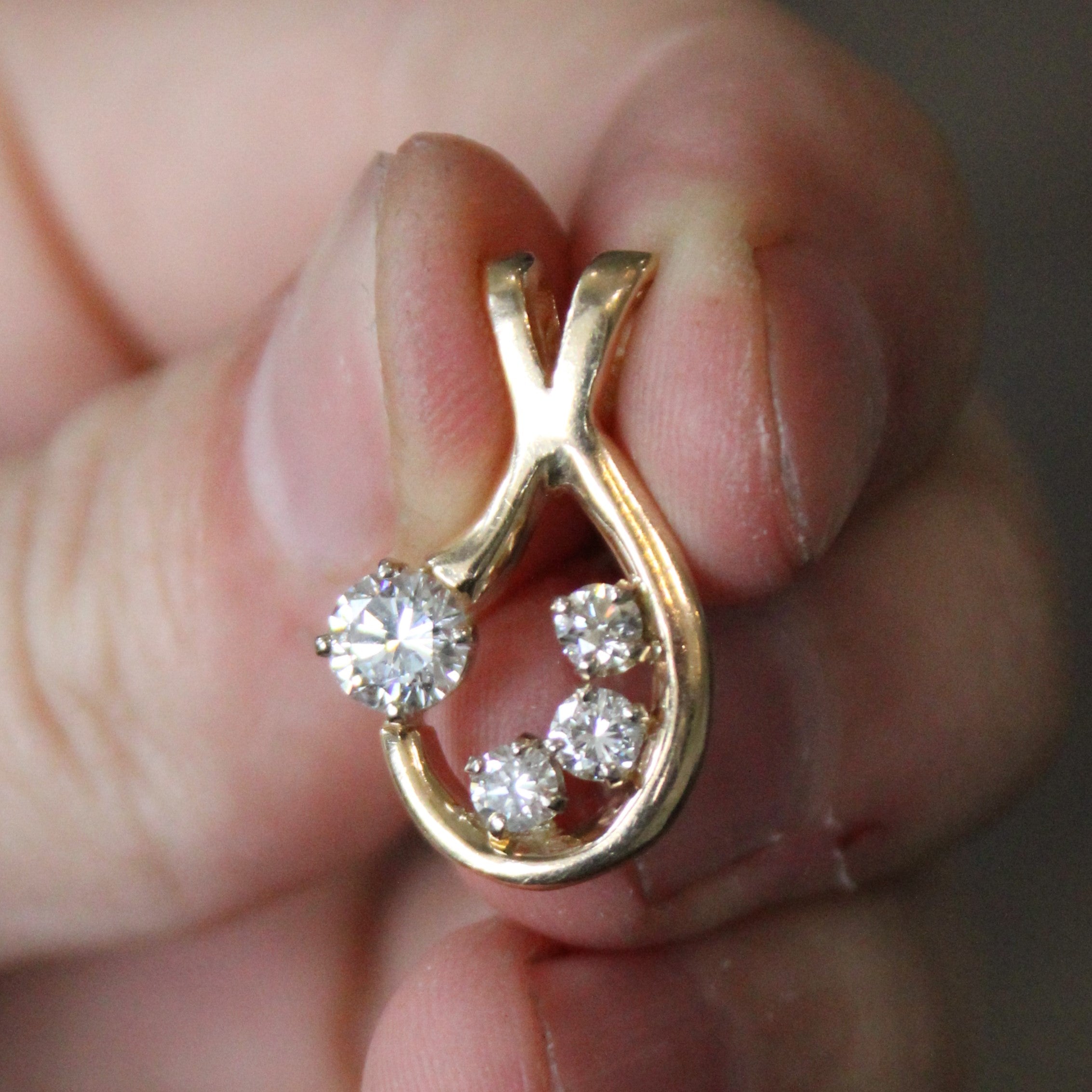 Diamond Abstract Pendant | 0.84ctw |
