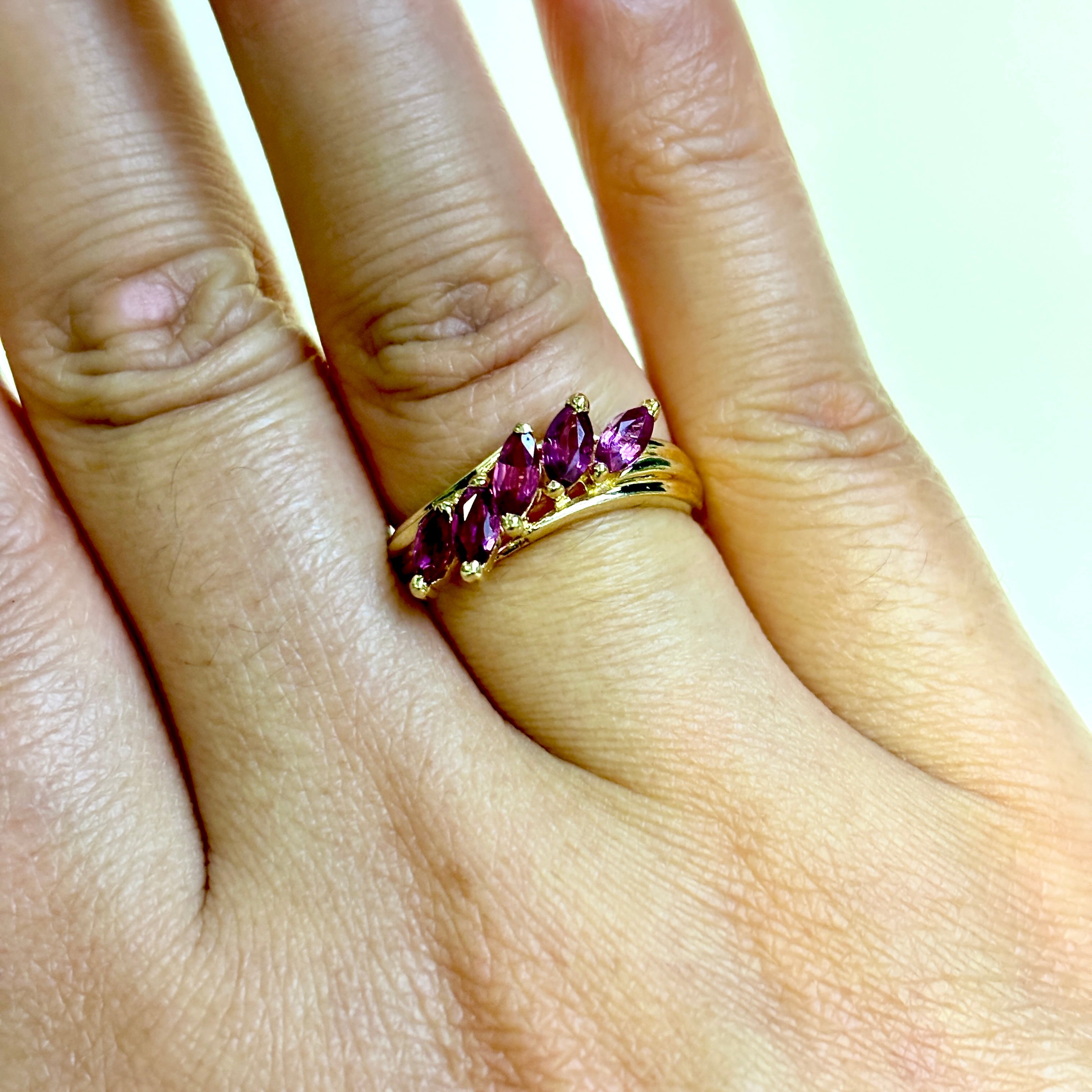 14k Yellow Gold Pink Sapphire Ring | 0.86ctw | SZ 6.25