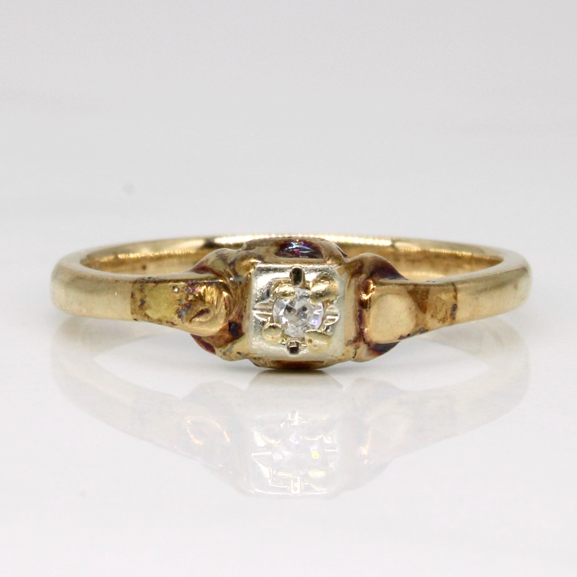 Illusion Set Diamond Ring | 0.02ct | SZ 6.5 |