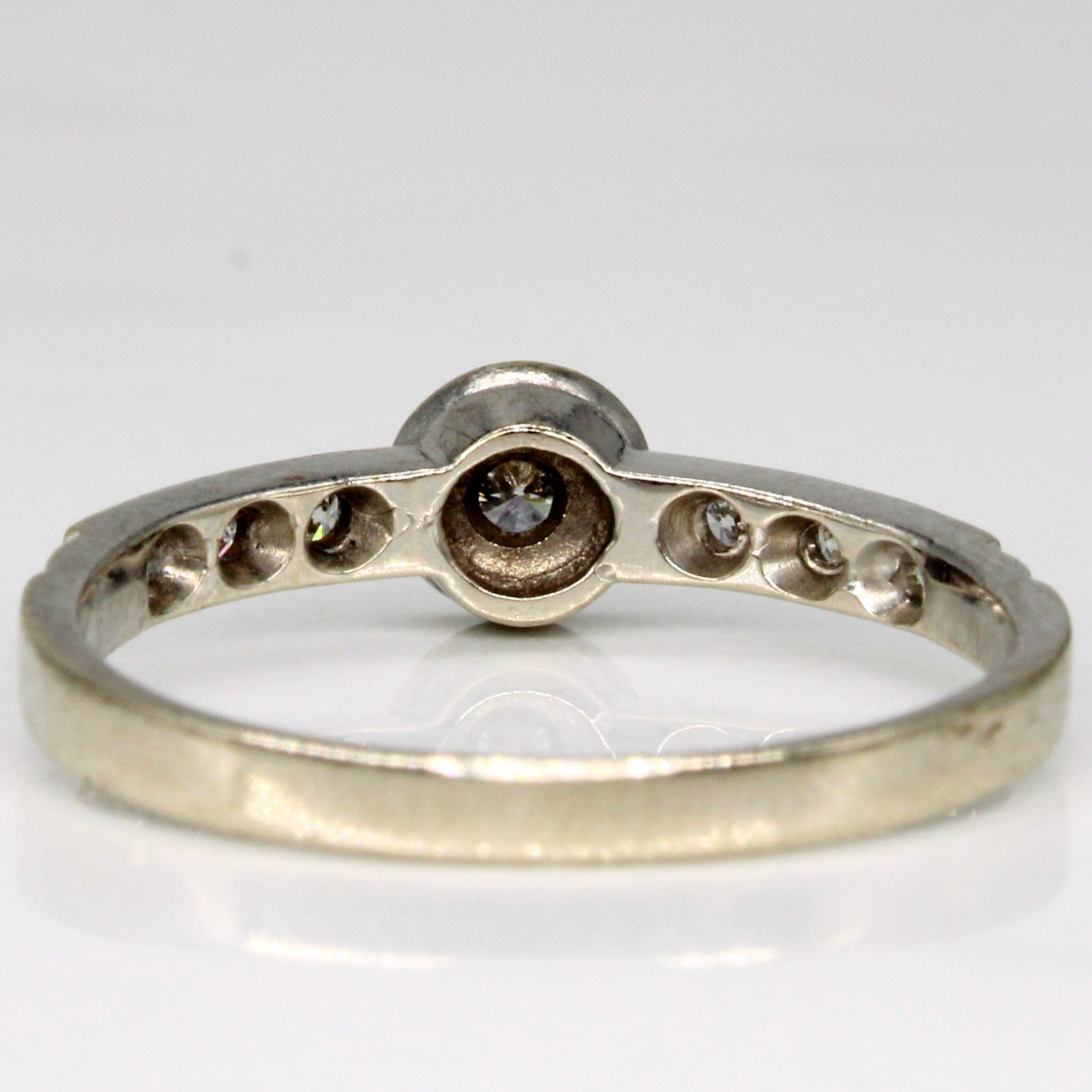 Flush Set Diamond Ring | 0.18ctw | SZ 7.25 |