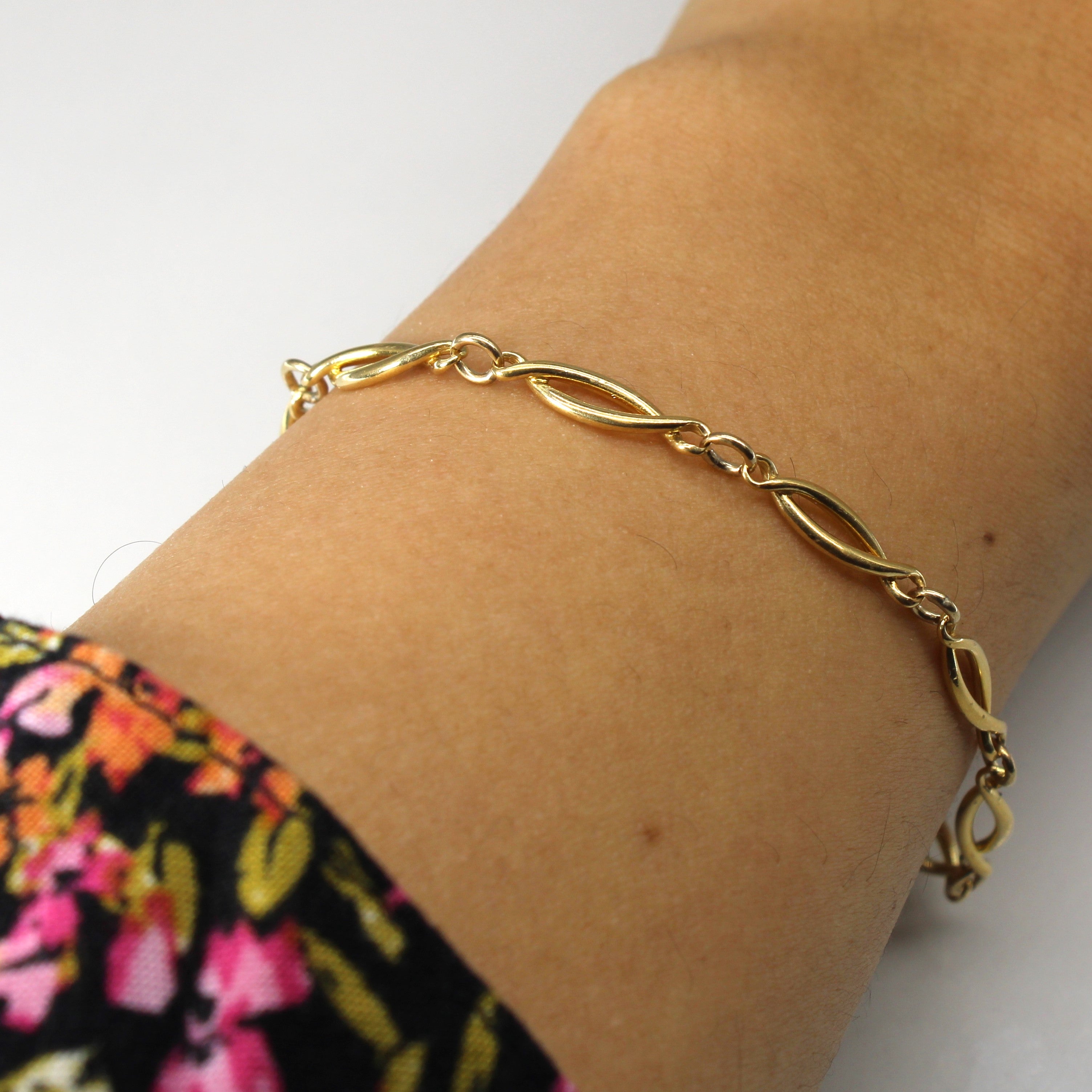 9k Yellow Gold Infinity Link Chain Bracelet | 7.5"|
