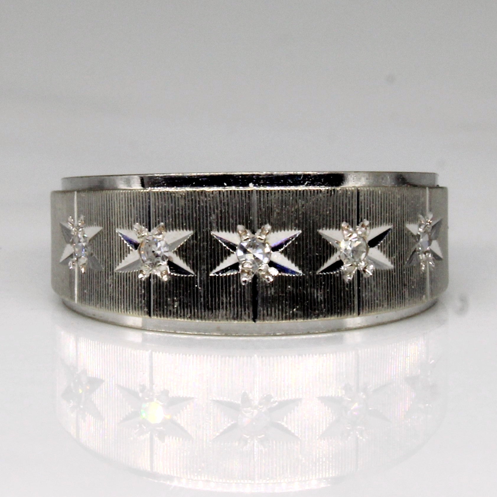 Diamond Flush Set 14k Ring | 0.05ctw | SZ 4.25 |