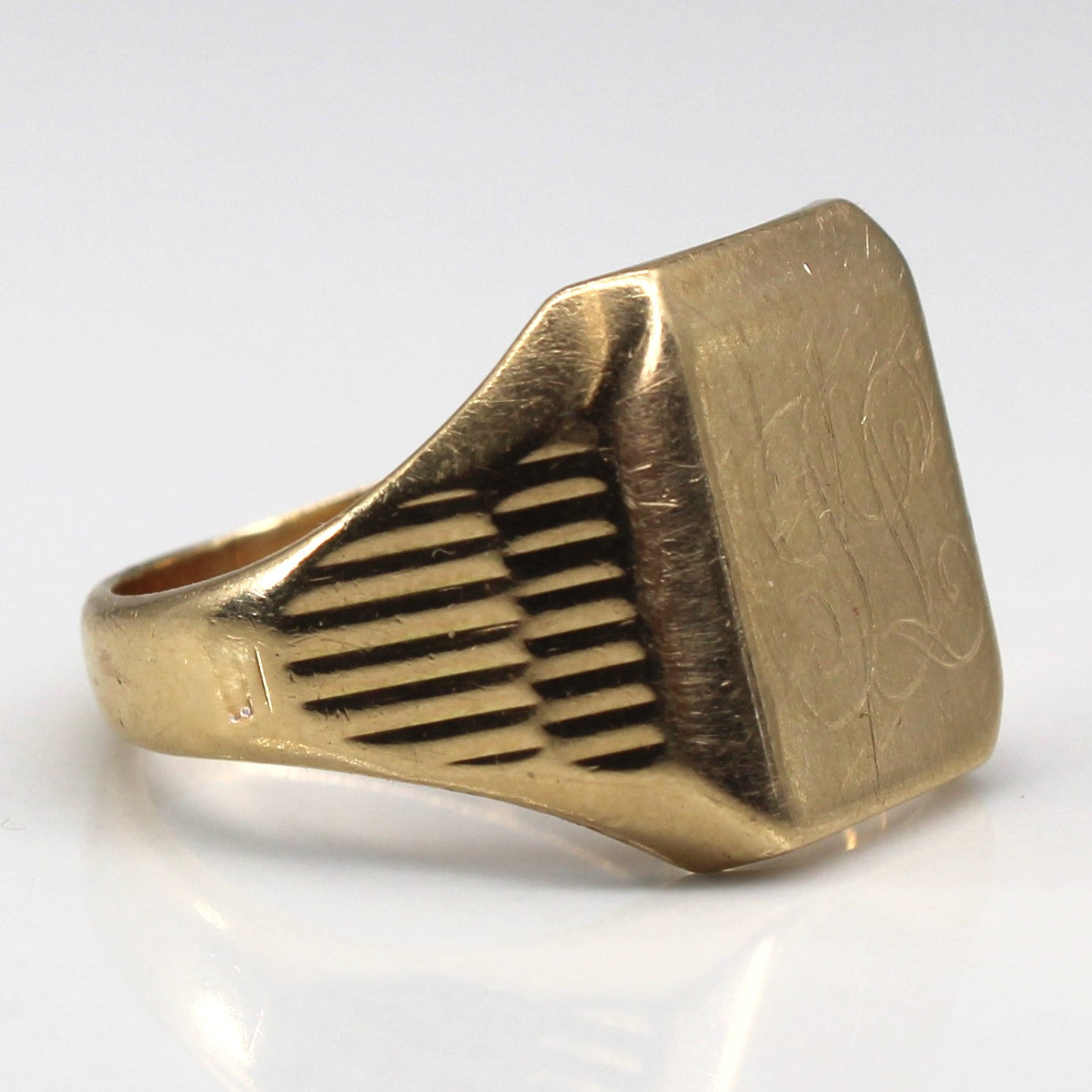 Yellow Gold Signet Ring | 8.75 |