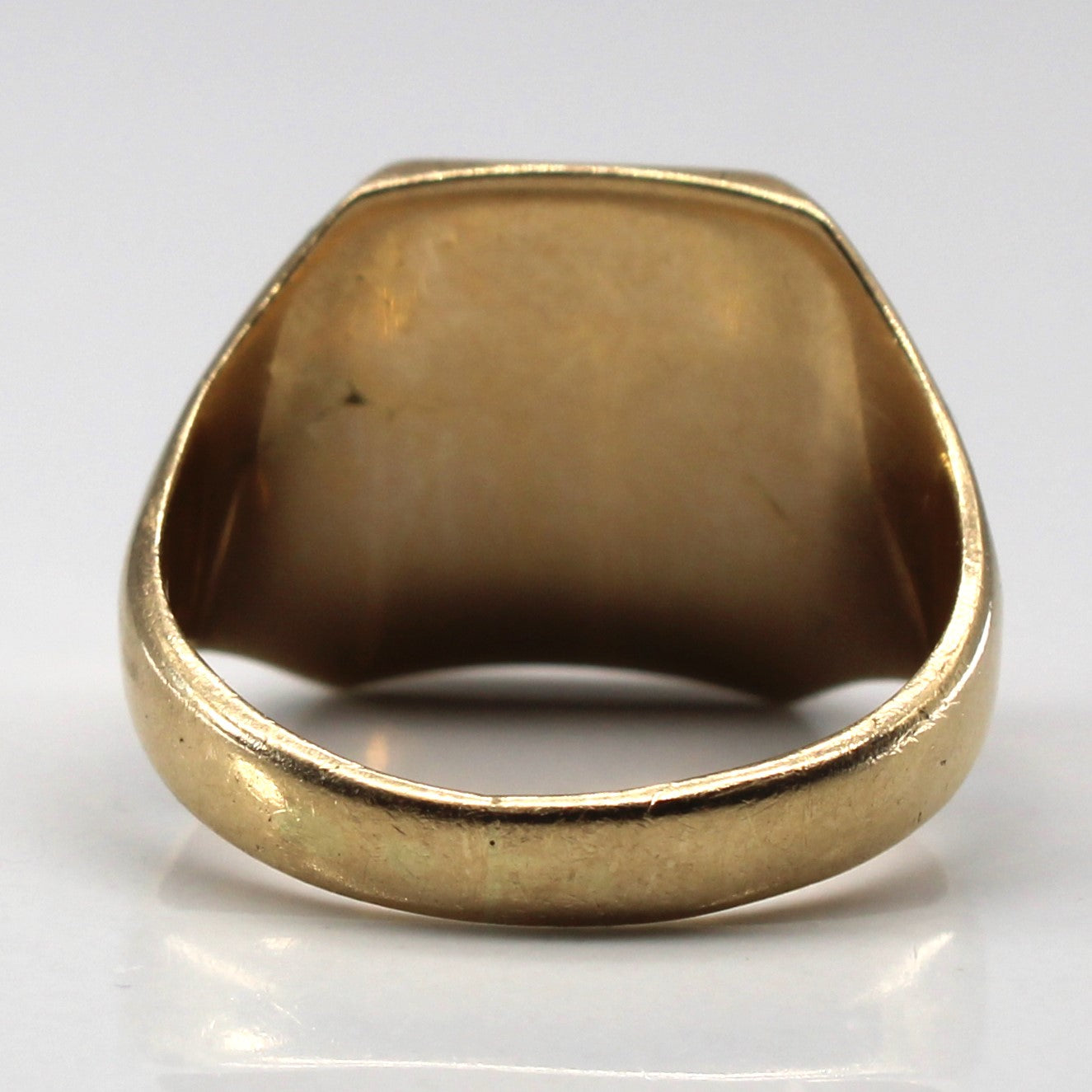 Yellow Gold Signet Ring | 8.75 |