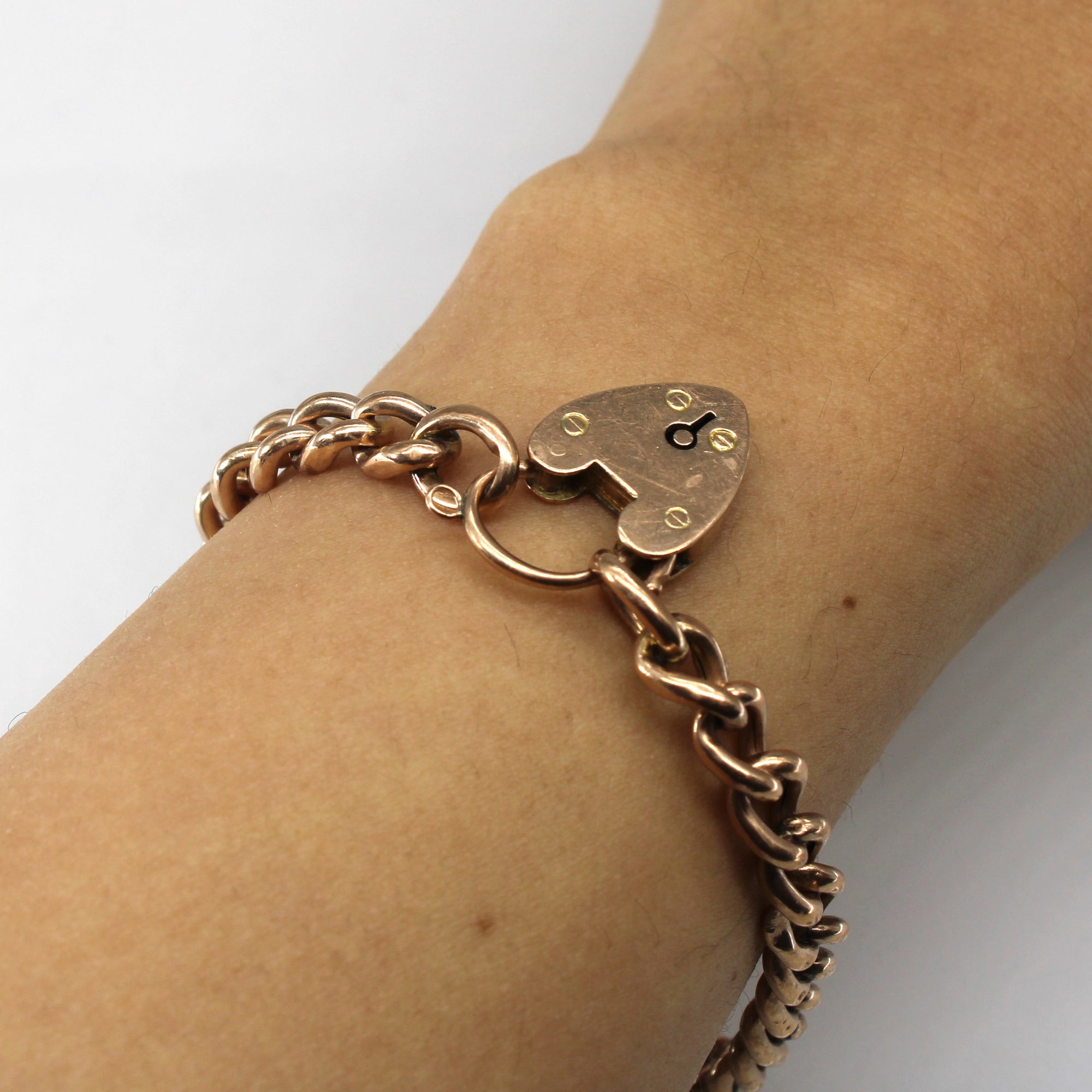 9k Gold Heart Charm Chain Bracelet | 8