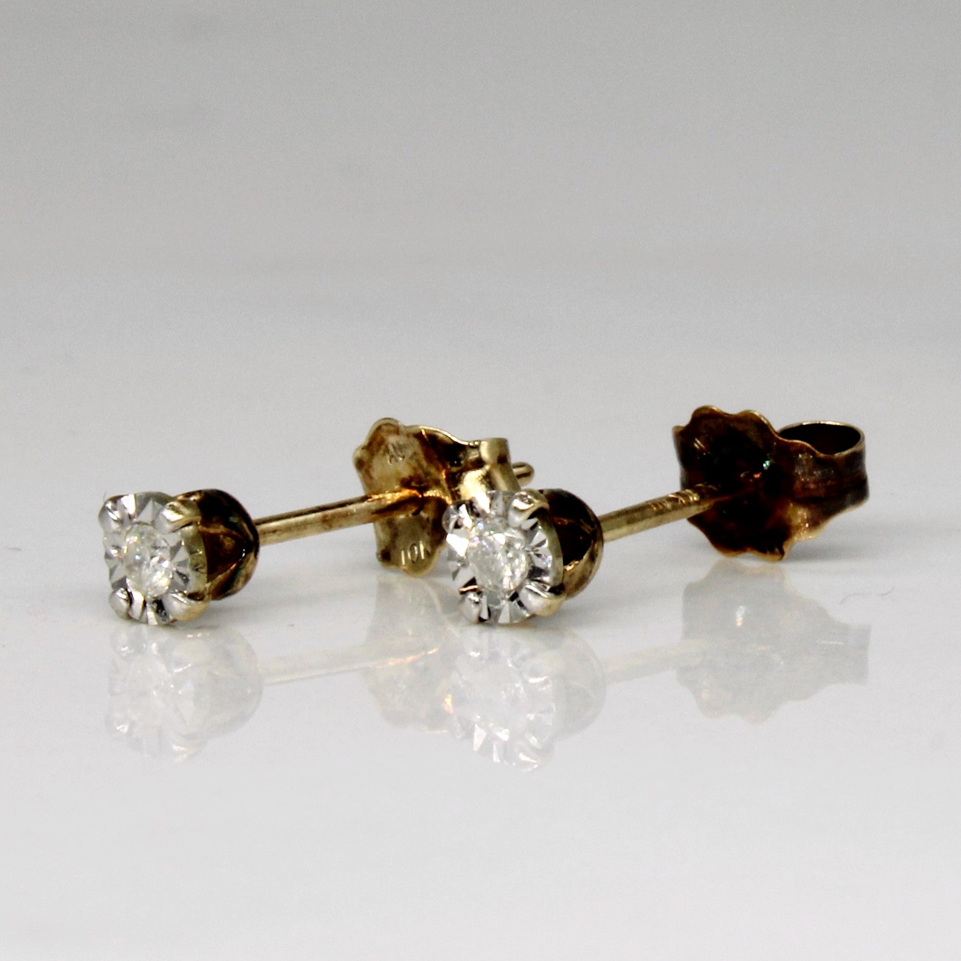 Diamond Stud Earrings | 0.05ctw |