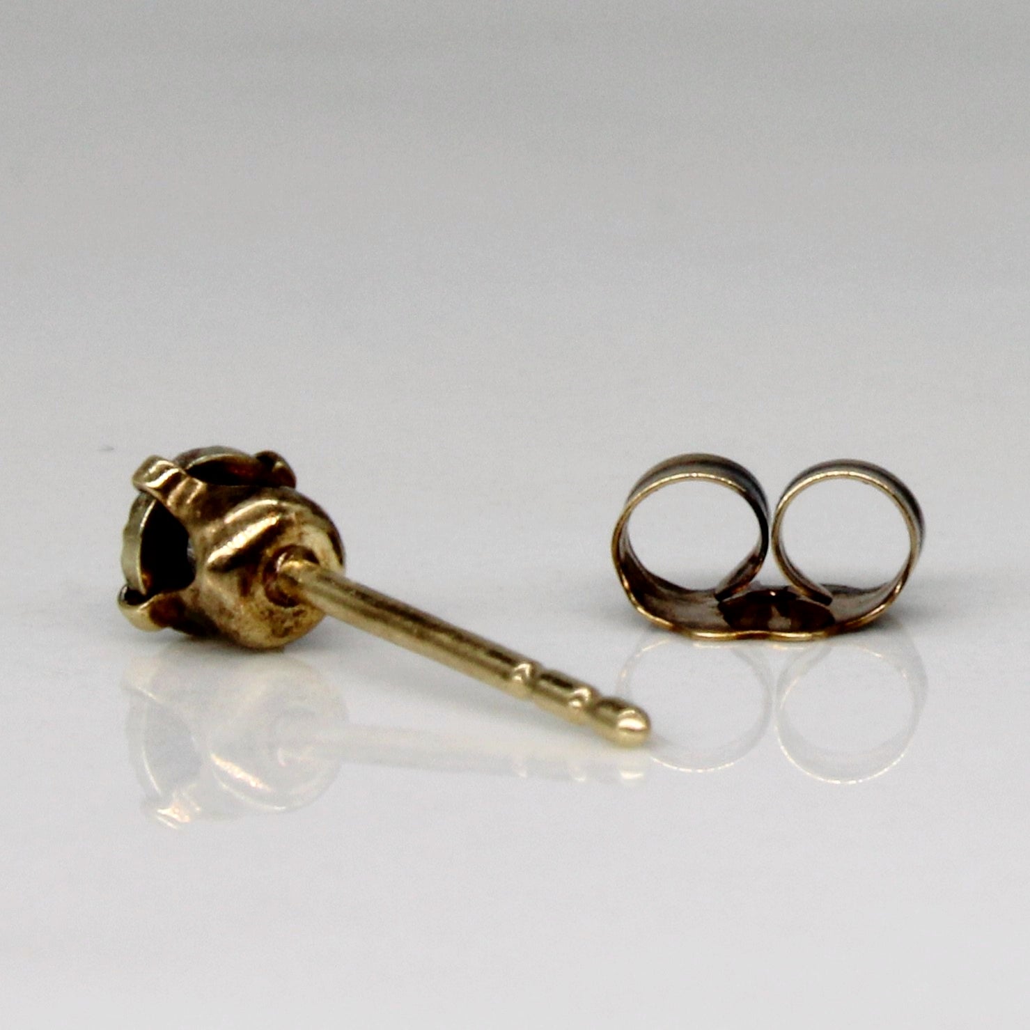 Diamond Stud Earrings | 0.05ctw |