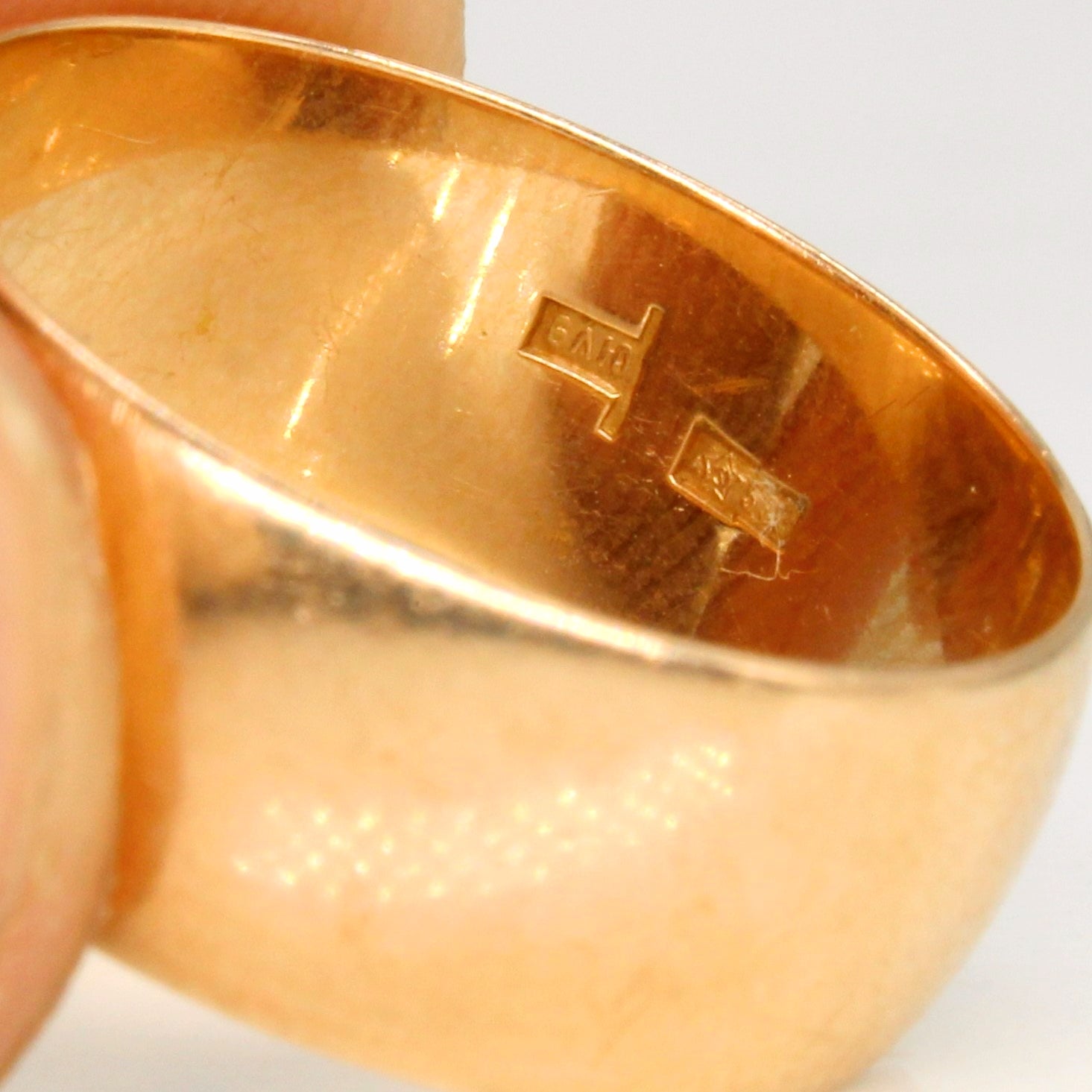 1976 USSR Hallmarked 14k Rose Gold Band | SZ 7 |