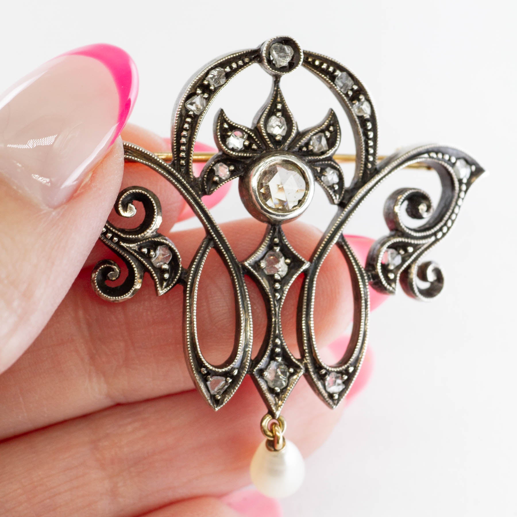 Art Nouveau Silver Topped Gold Brooch with Rose Cut Diamonds 0.57 ct