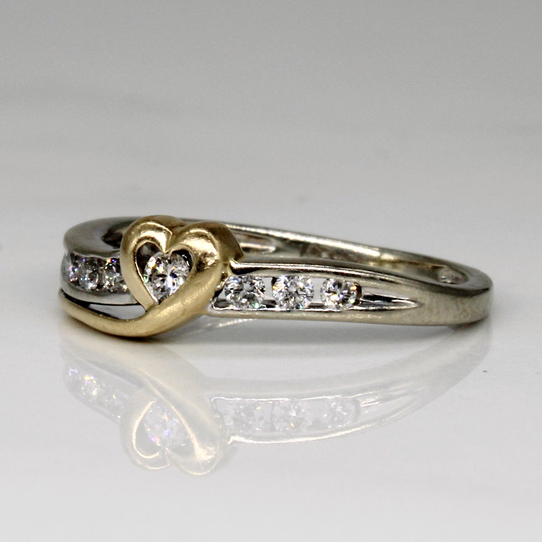 Diamond Heart Ring | 0.09ctw | SZ 5 |