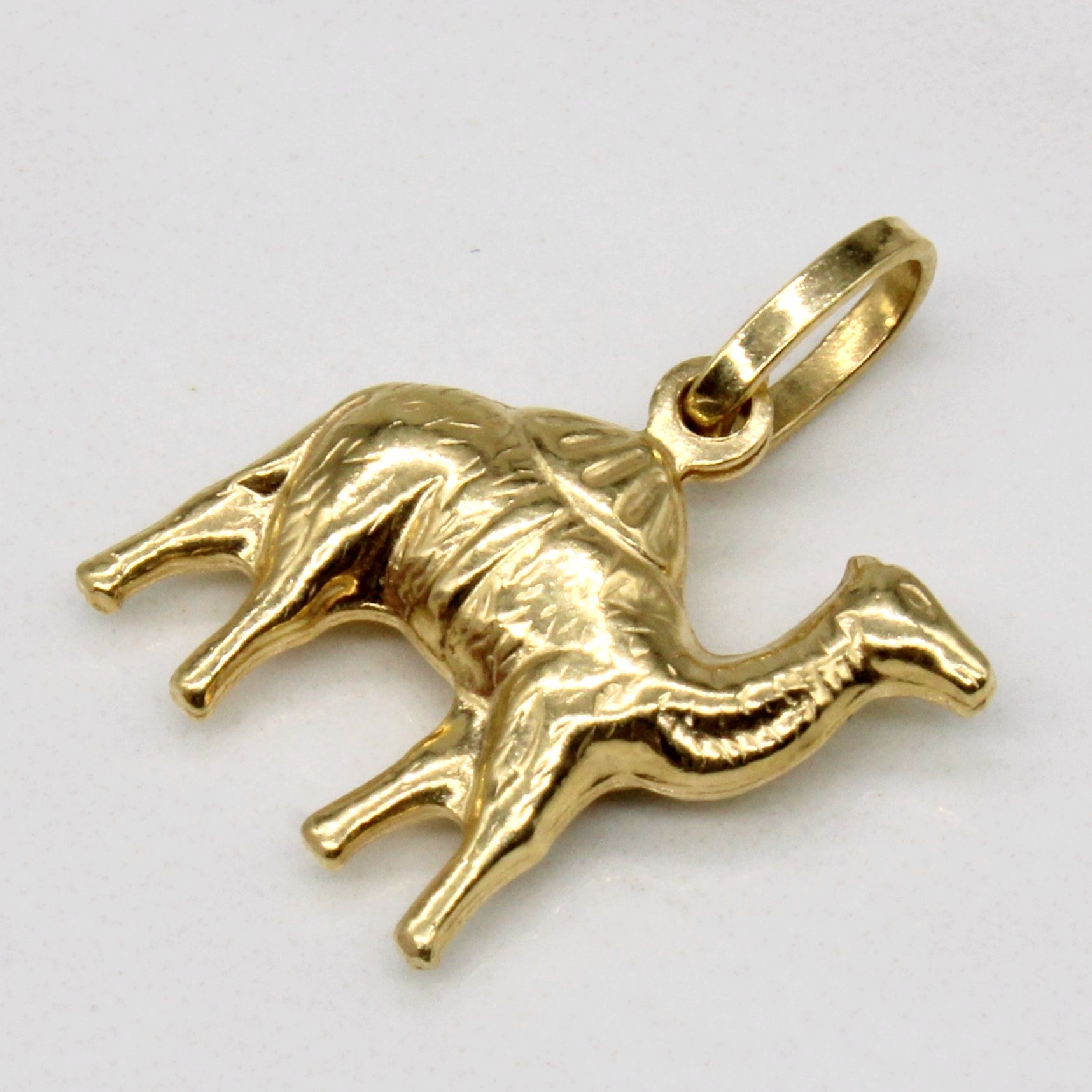 18k Yellow Gold Camel Charm