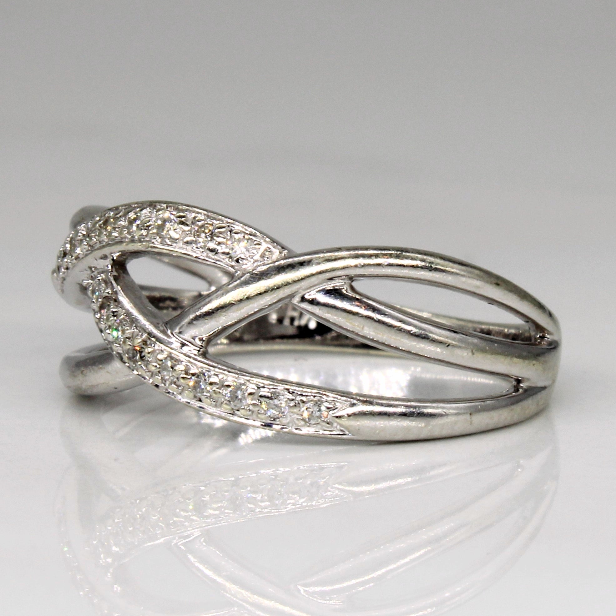 Overlapping Diamond Ring | 0.08ctw | SZ 7.25 |