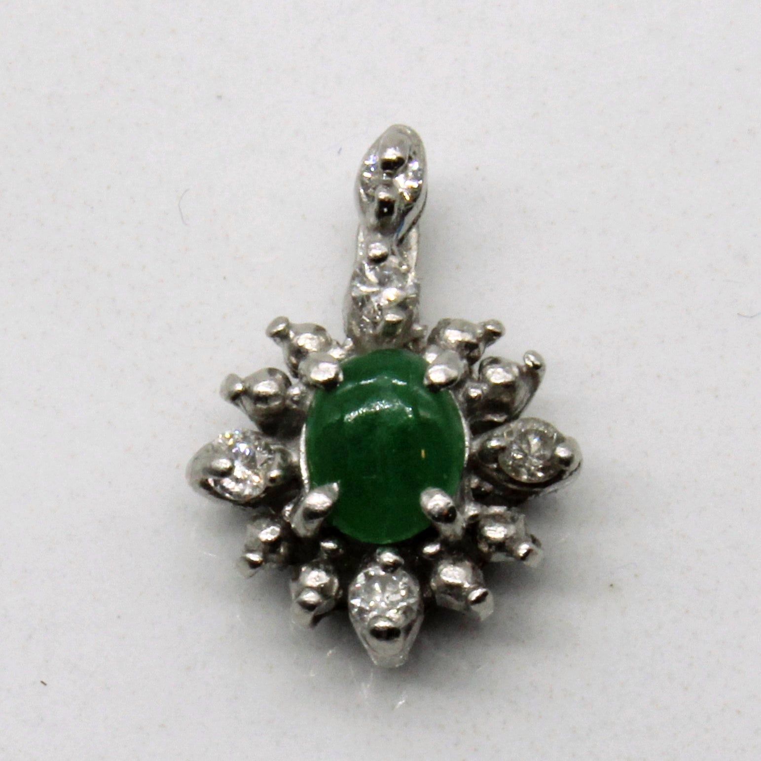 Jadeite & Diamond Pendant | 0.20ct, 0.04ctw |