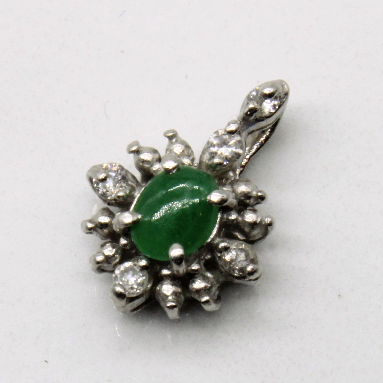 Jadeite & Diamond Pendant | 0.20ct, 0.04ctw |