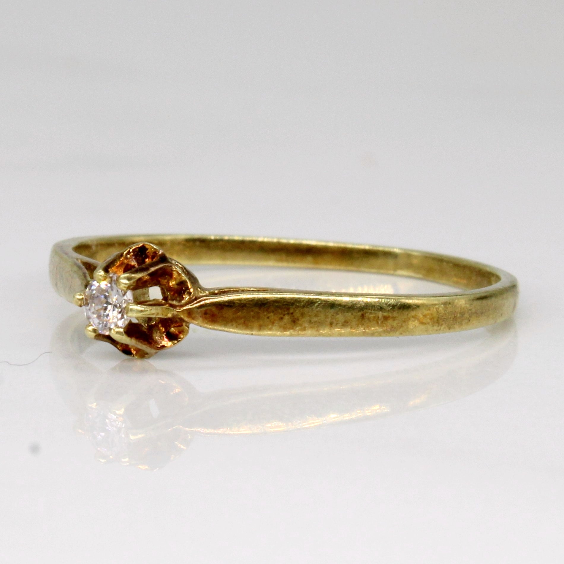 Bague Belcher sertie de diamants, poinçonnée néerlandaise, en or 14 carats | 0,05 ct | Taille 7,5 | 