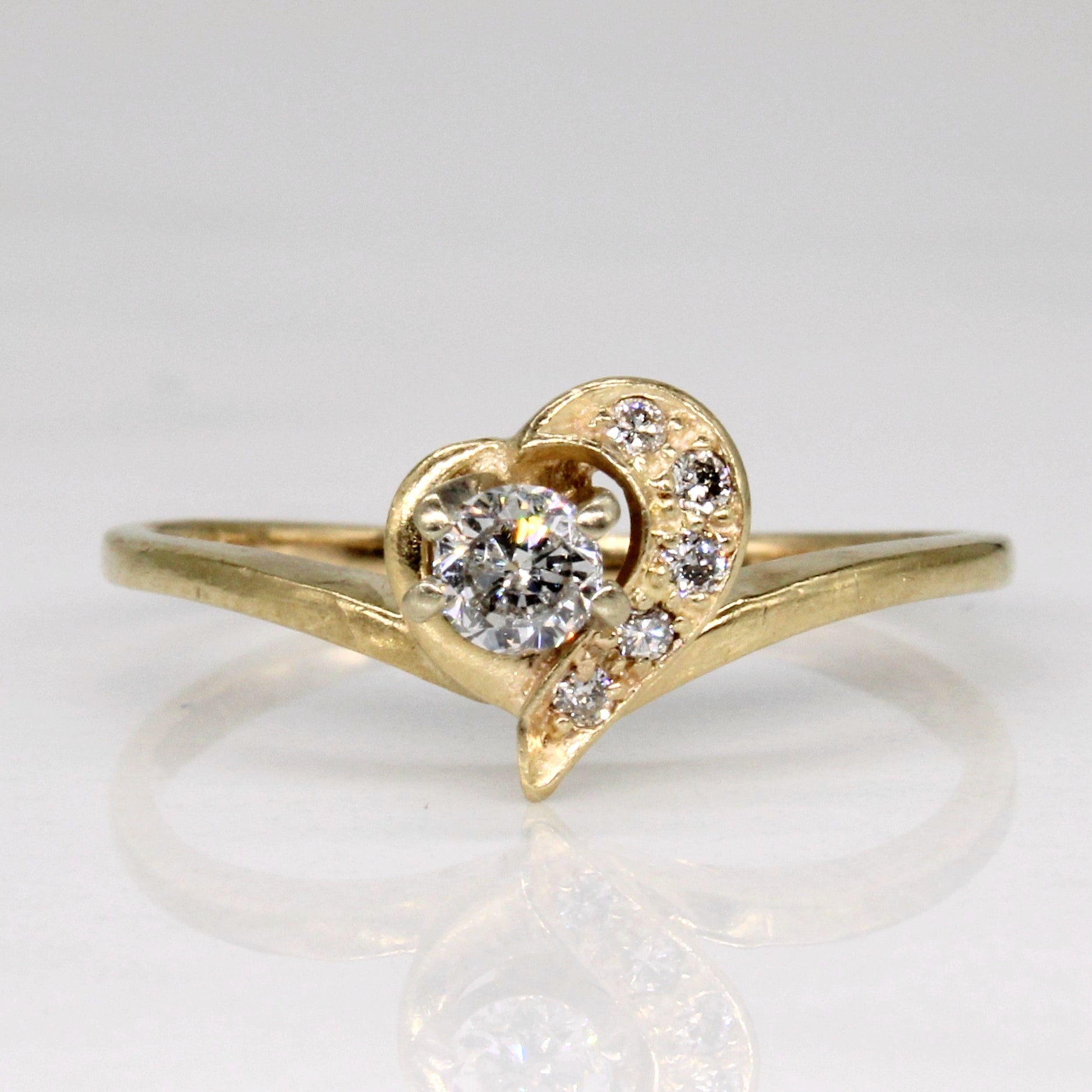 Diamond Heart Ring | 0.18ctw | SZ 6.25 |