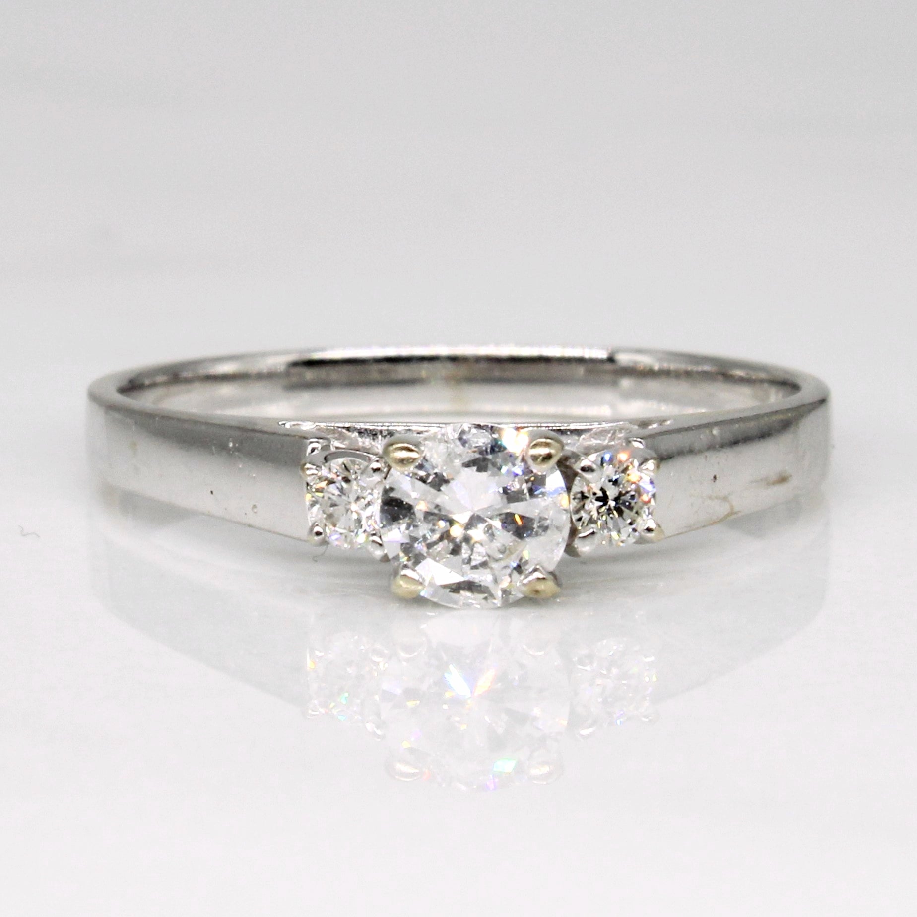 Diamond Ring | 0.35ctw | SZ 5.75 |
