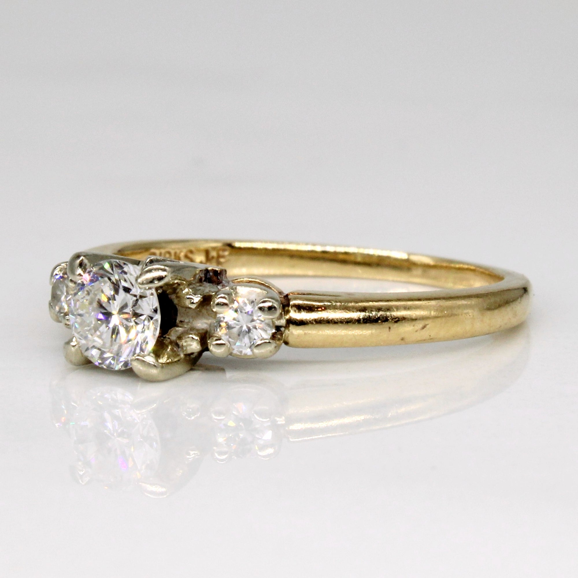 Diamond Engagement Ring | 0.37ctw | SZ 5.25 |