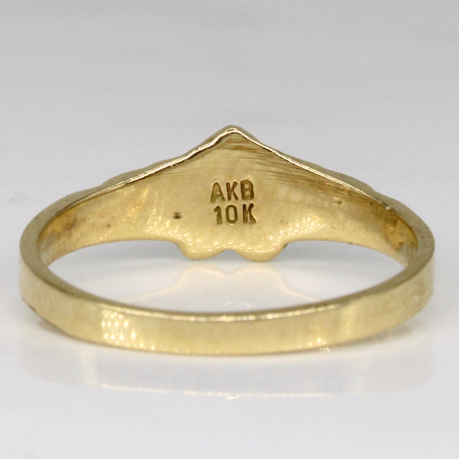 10k Yellow Gold Heart Ring | SZ 3.75 |